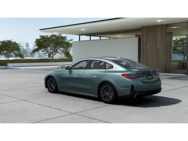 Thumbnail: 2025 BMW i4 - 2