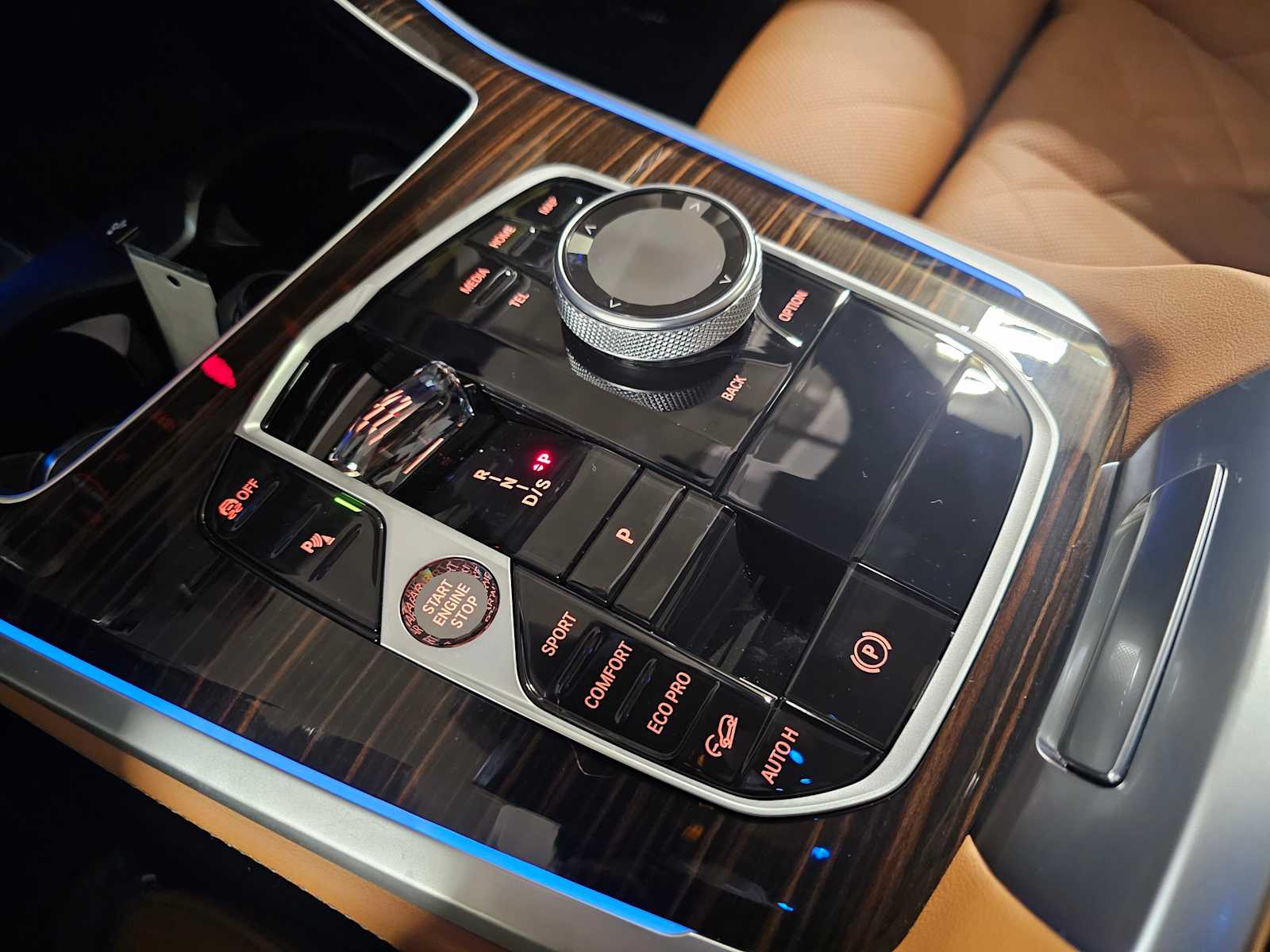 Thumbnail: 2026 BMW X5 - 21