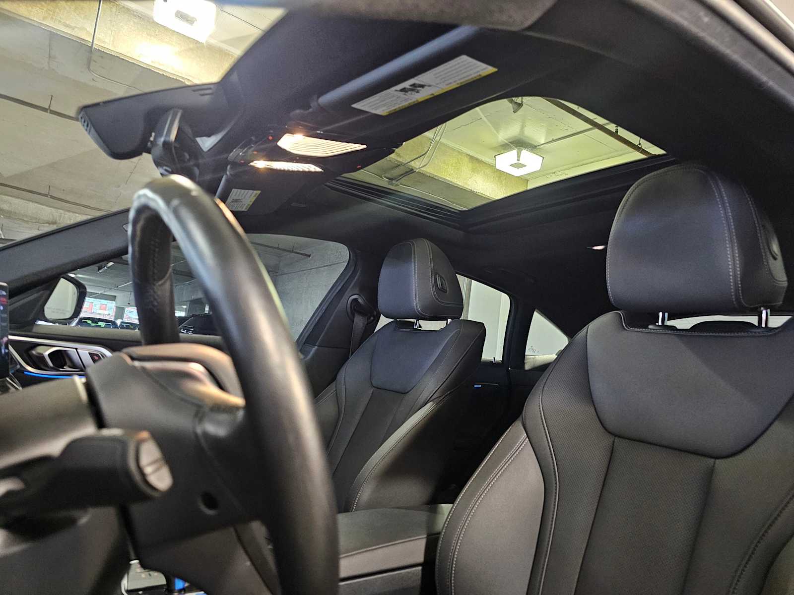 Thumbnail: 2023 BMW i4 - 33