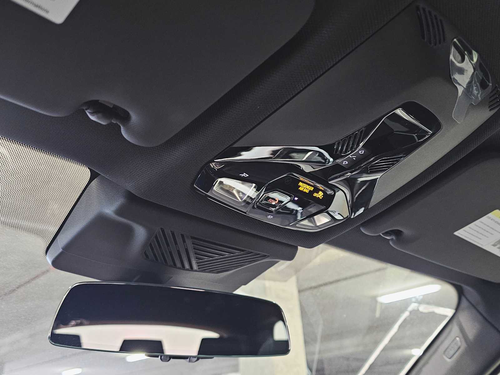 Thumbnail: 2025 BMW X1 - 21