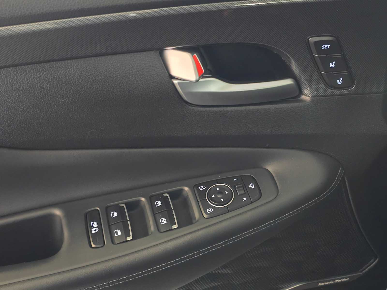 Thumbnail: 2022 Hyundai Santa Fe - 24