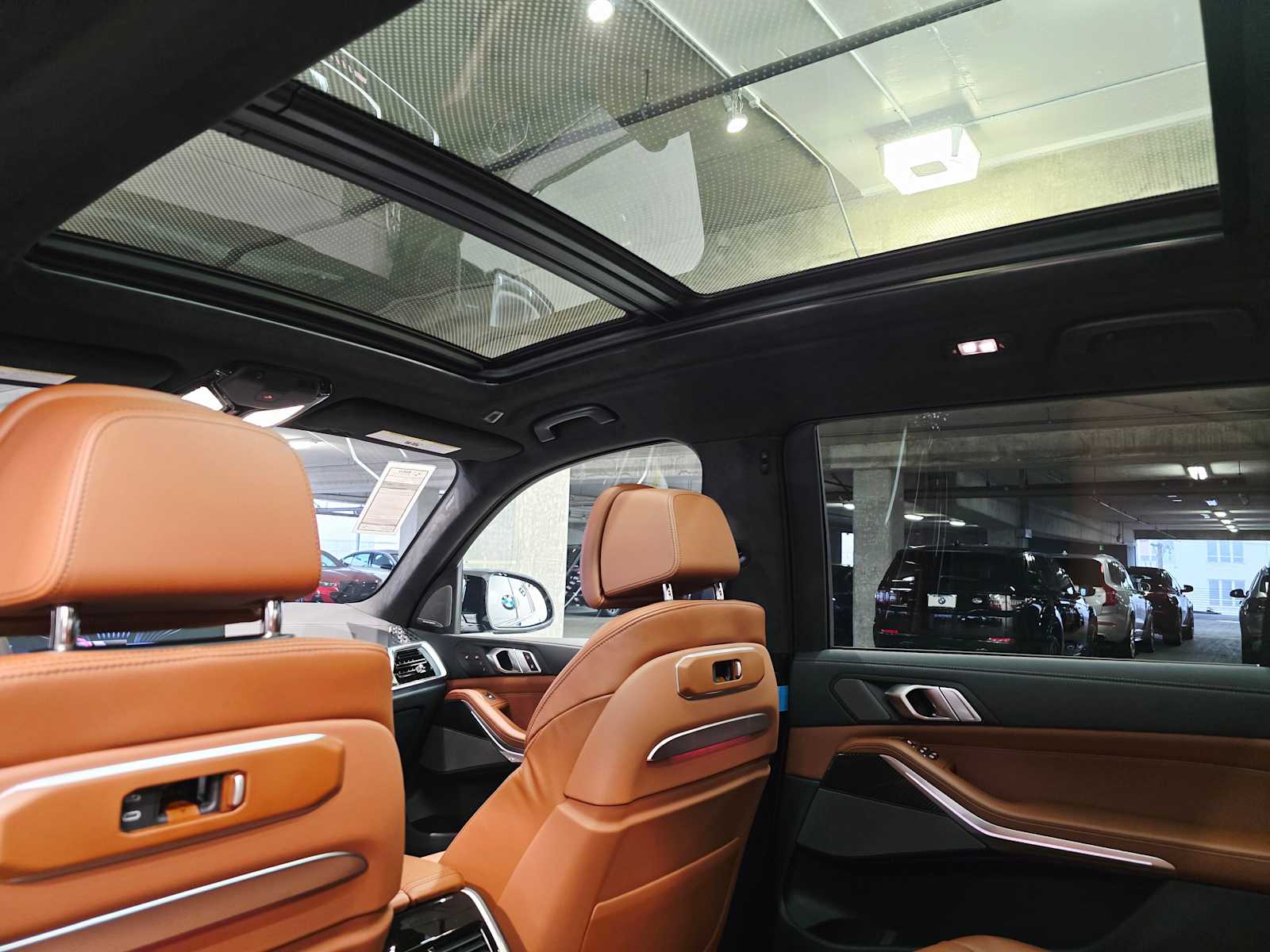 Thumbnail: 2026 BMW X7 - 26