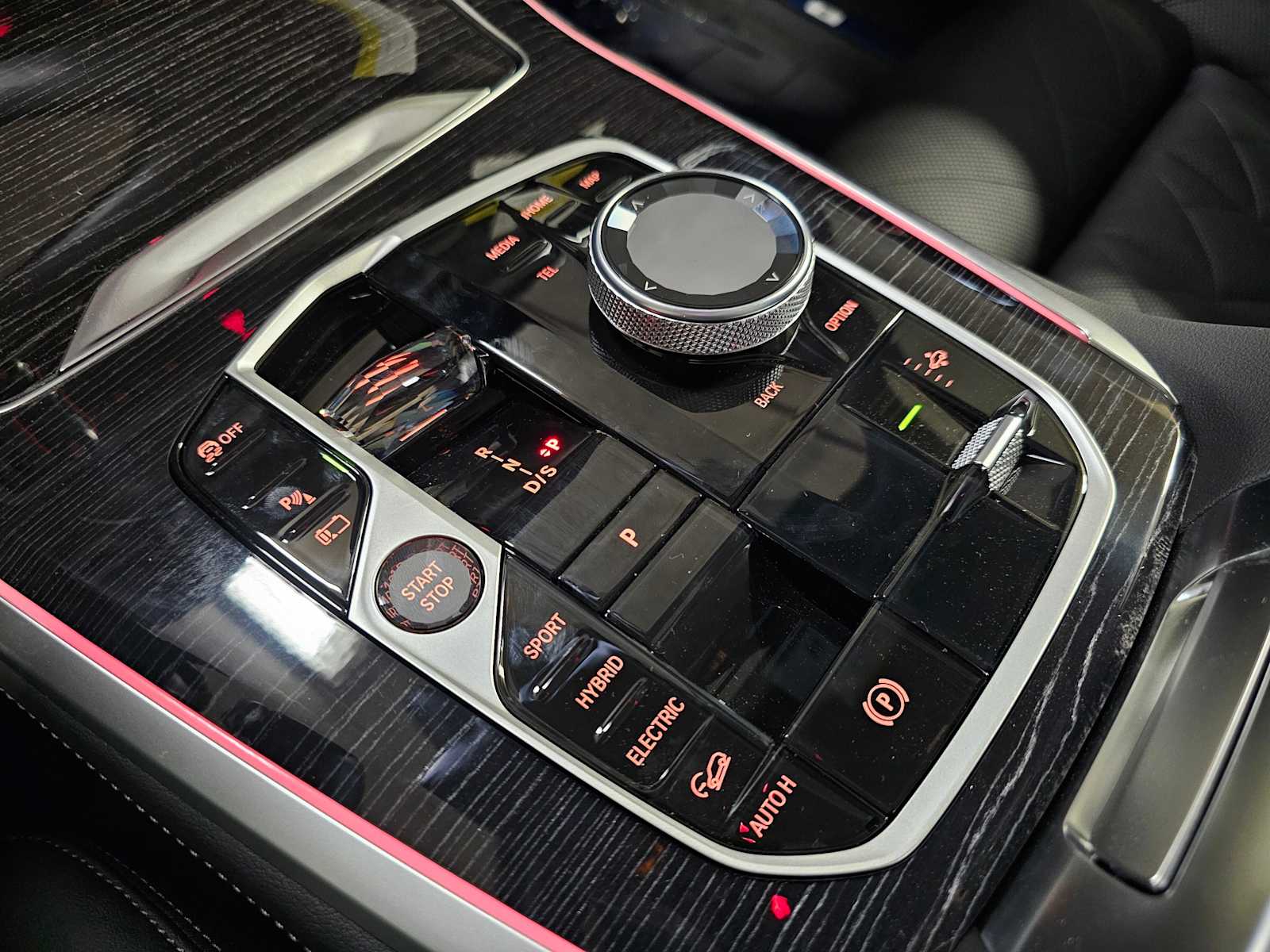 Thumbnail: 2026 BMW X5 - 21