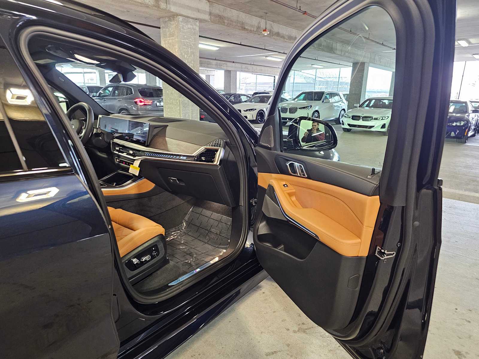 Thumbnail: 2026 BMW X5 - 41