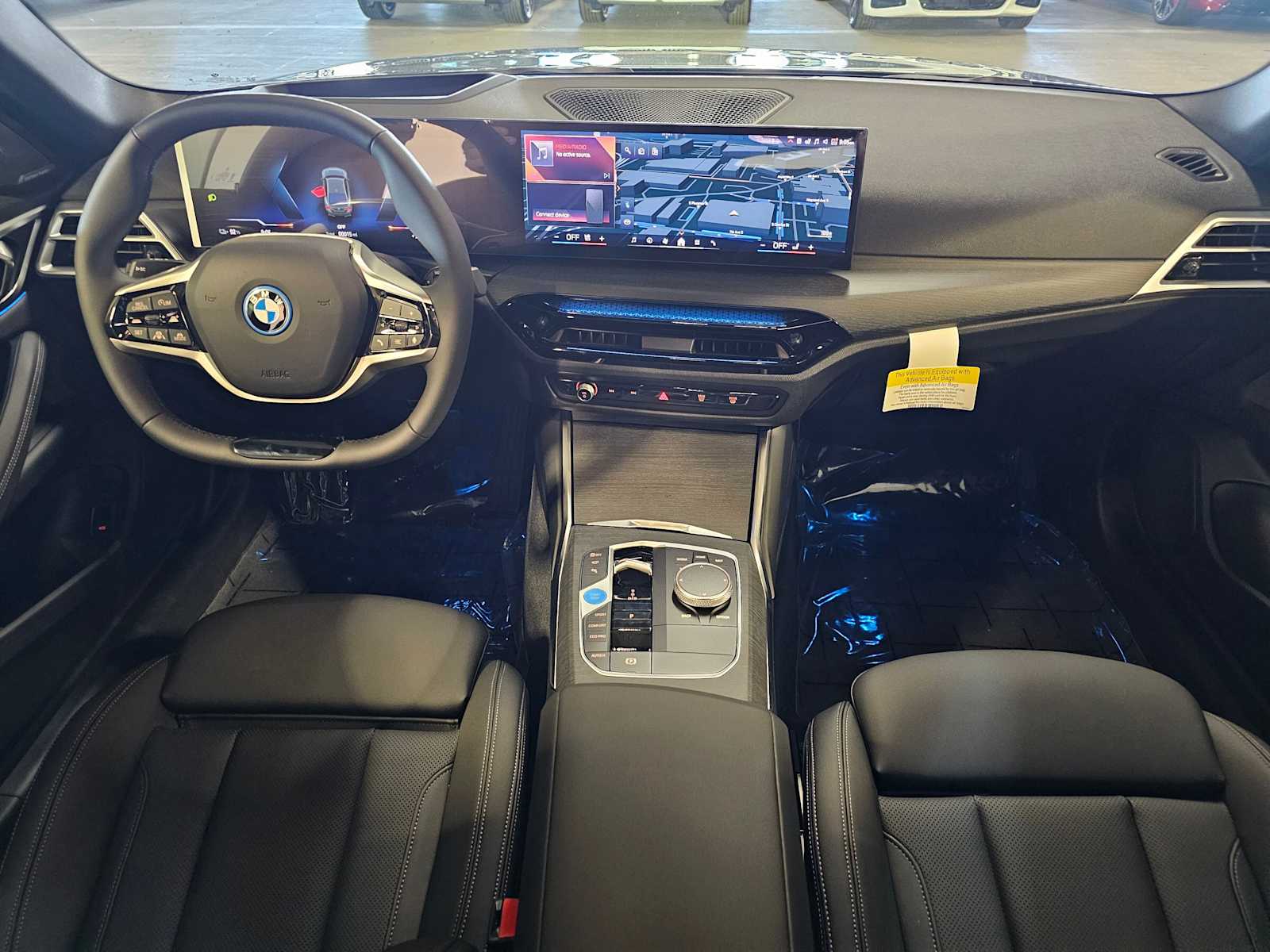 Thumbnail: 2026 BMW i4 - 10