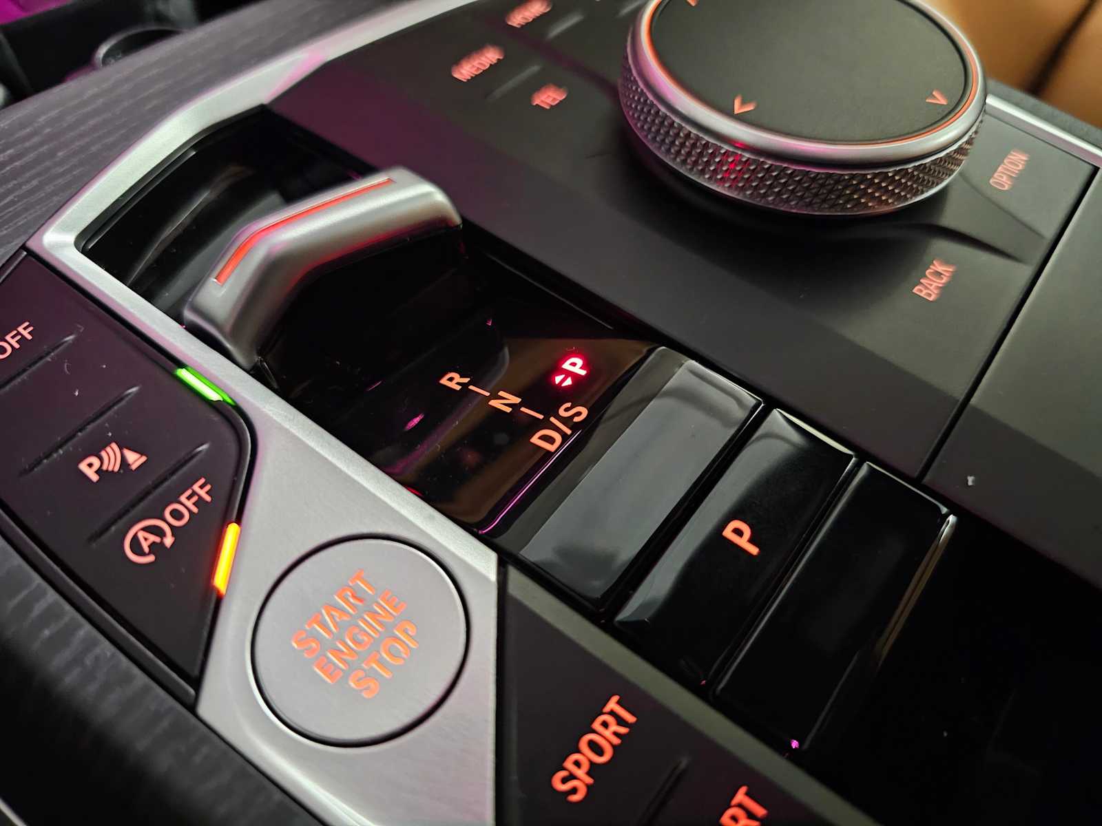 Thumbnail: 2025 BMW 3 Series - 23