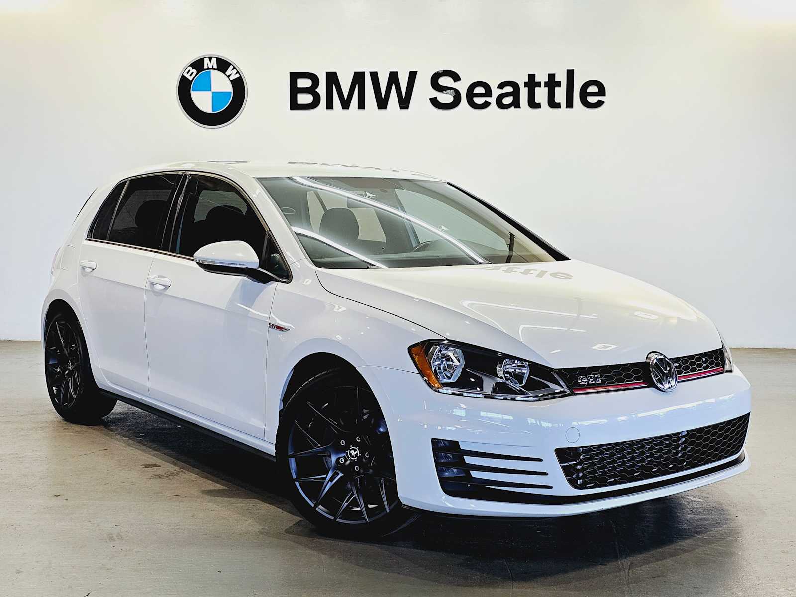 2017 Volkswagen Golf GTI S 4