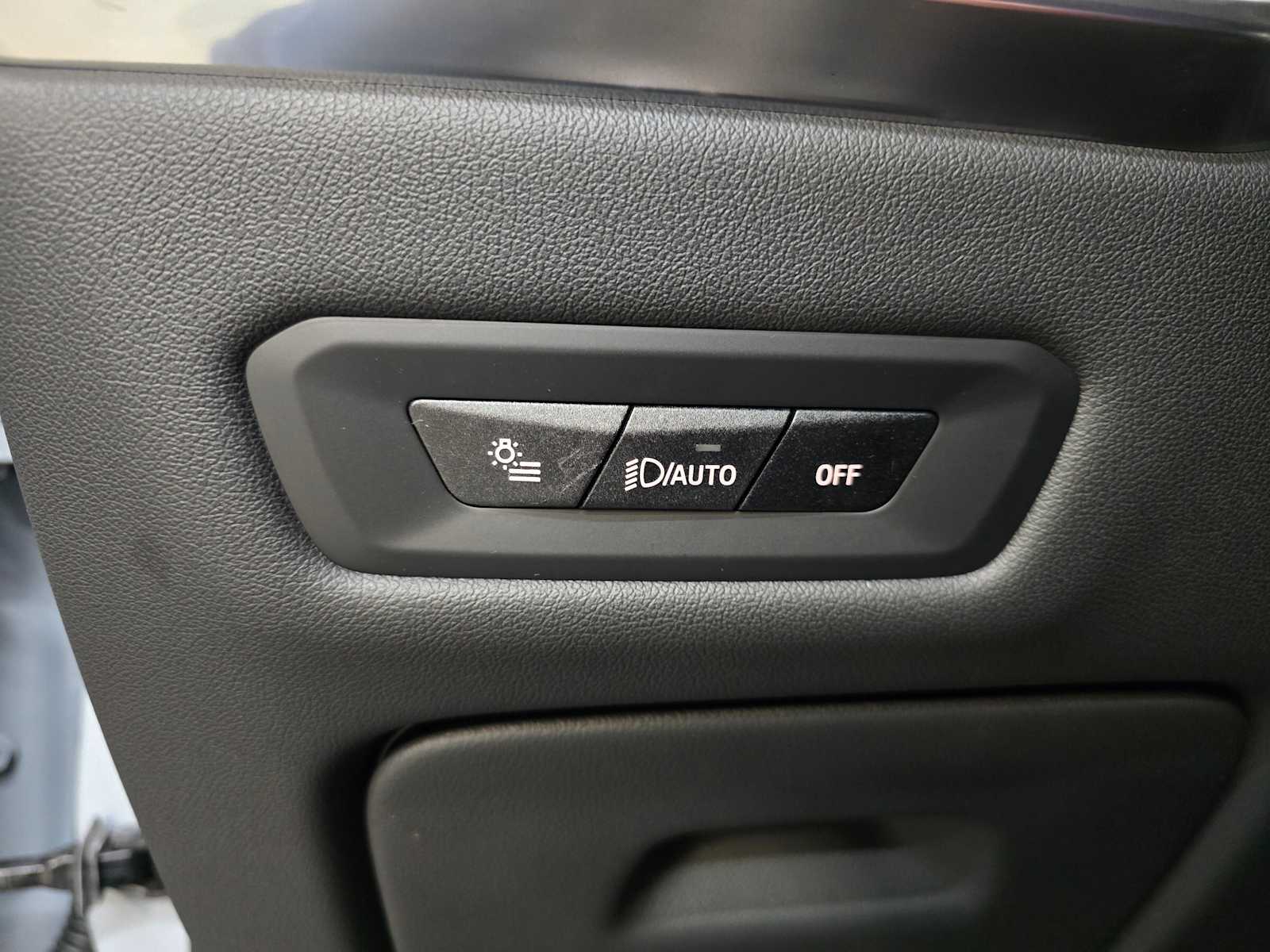 Thumbnail: 2026 BMW X5 - 19