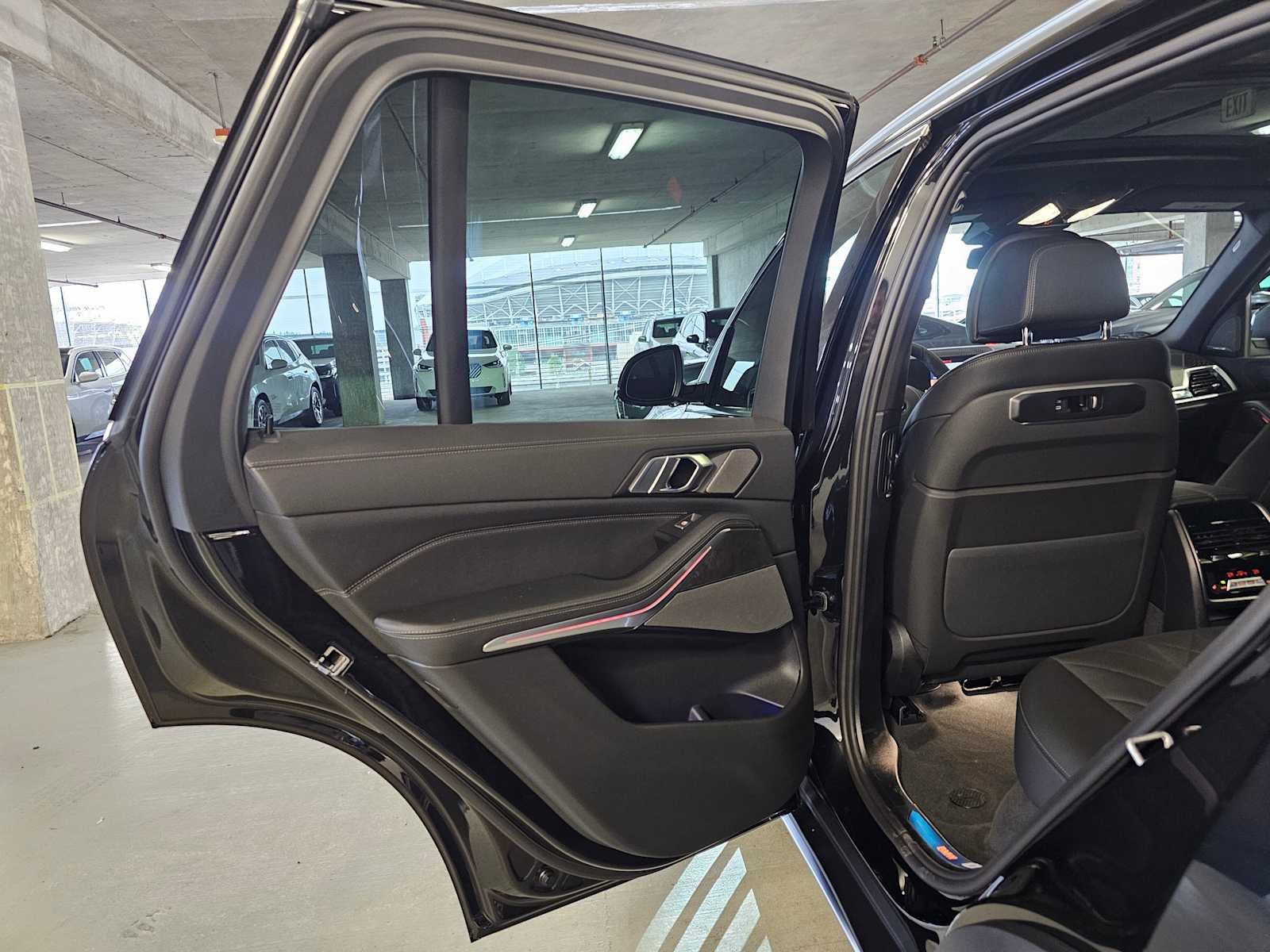 Thumbnail: 2026 BMW X5 - 34