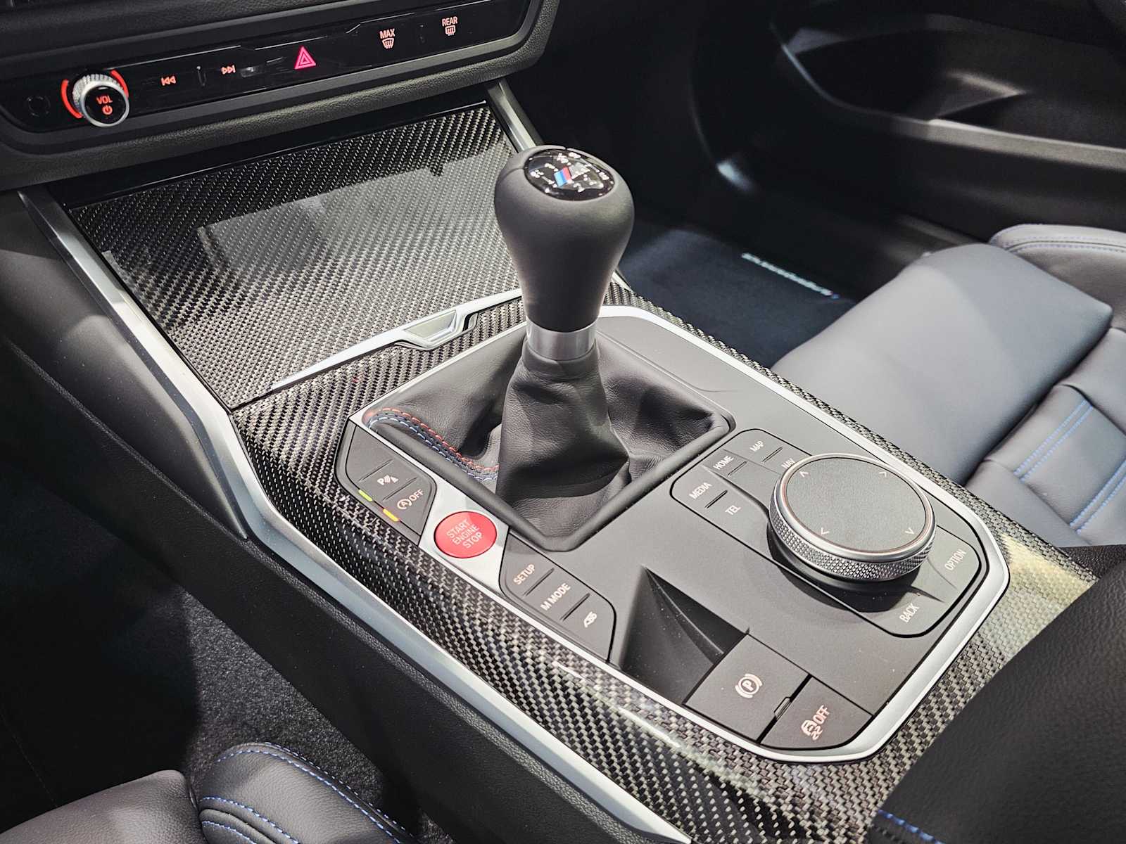 Thumbnail: 2025 BMW M2 - 17