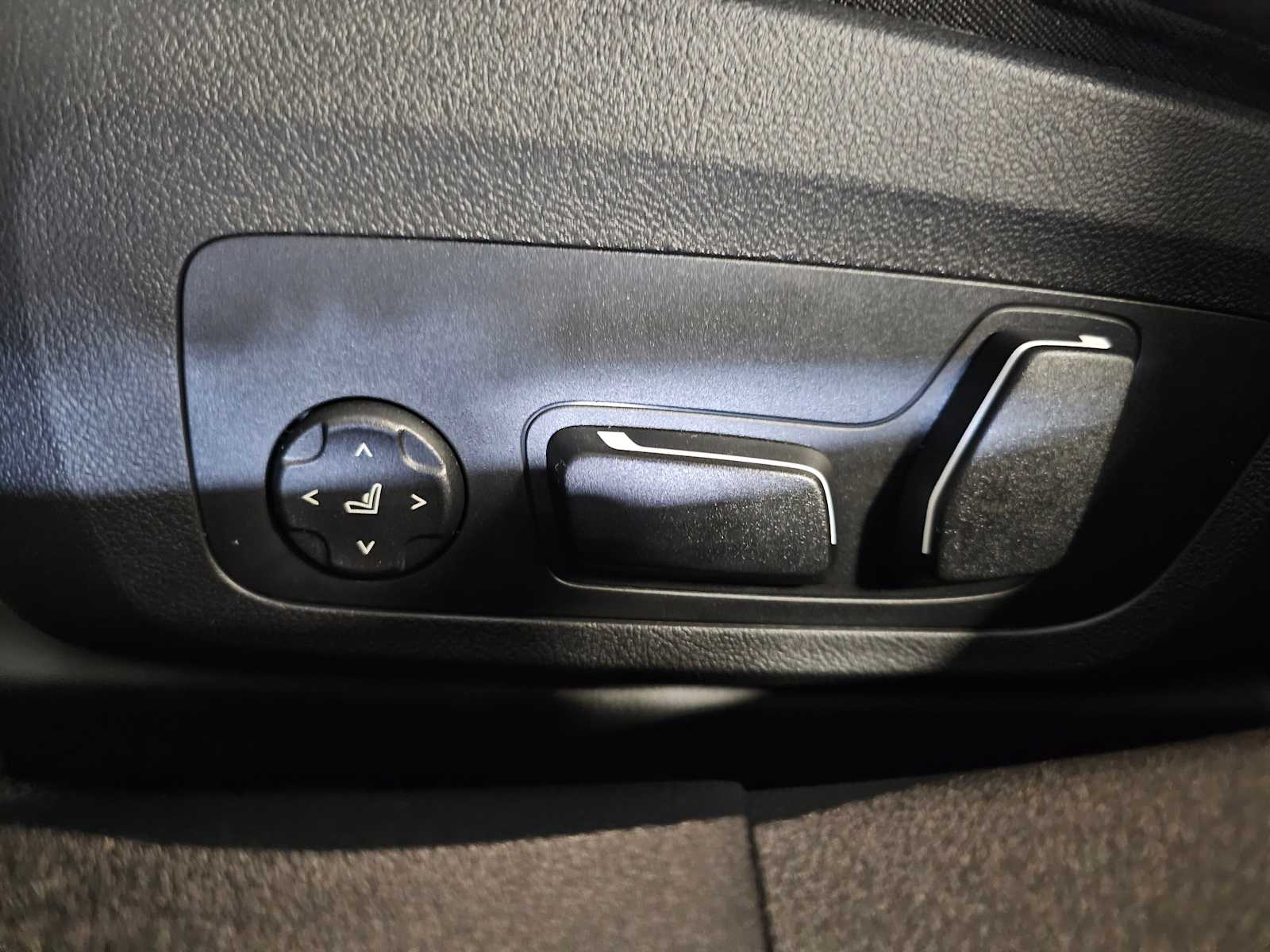 Thumbnail: 2026 BMW i4 - 29