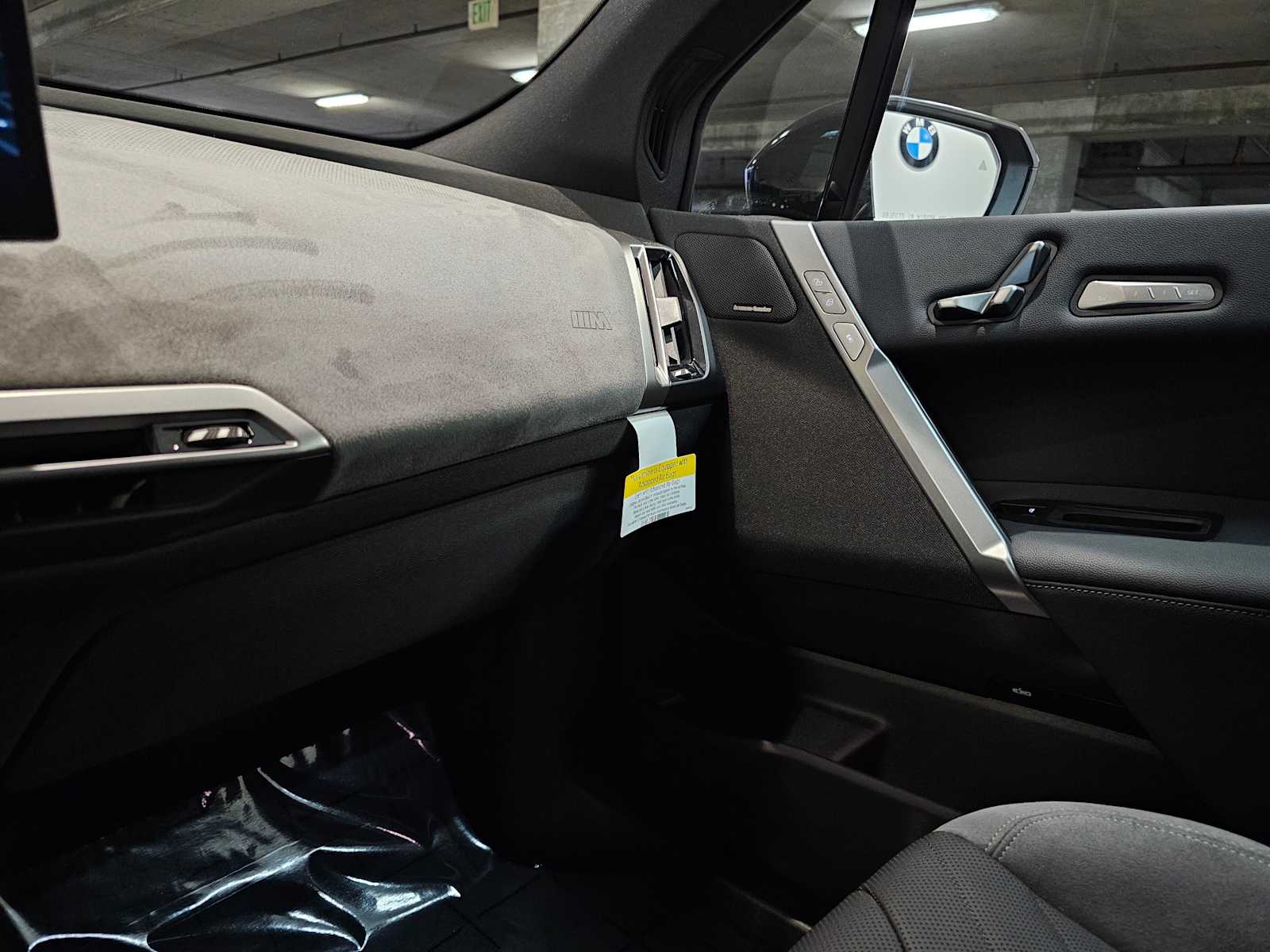 Thumbnail: 2026 BMW iX - 17