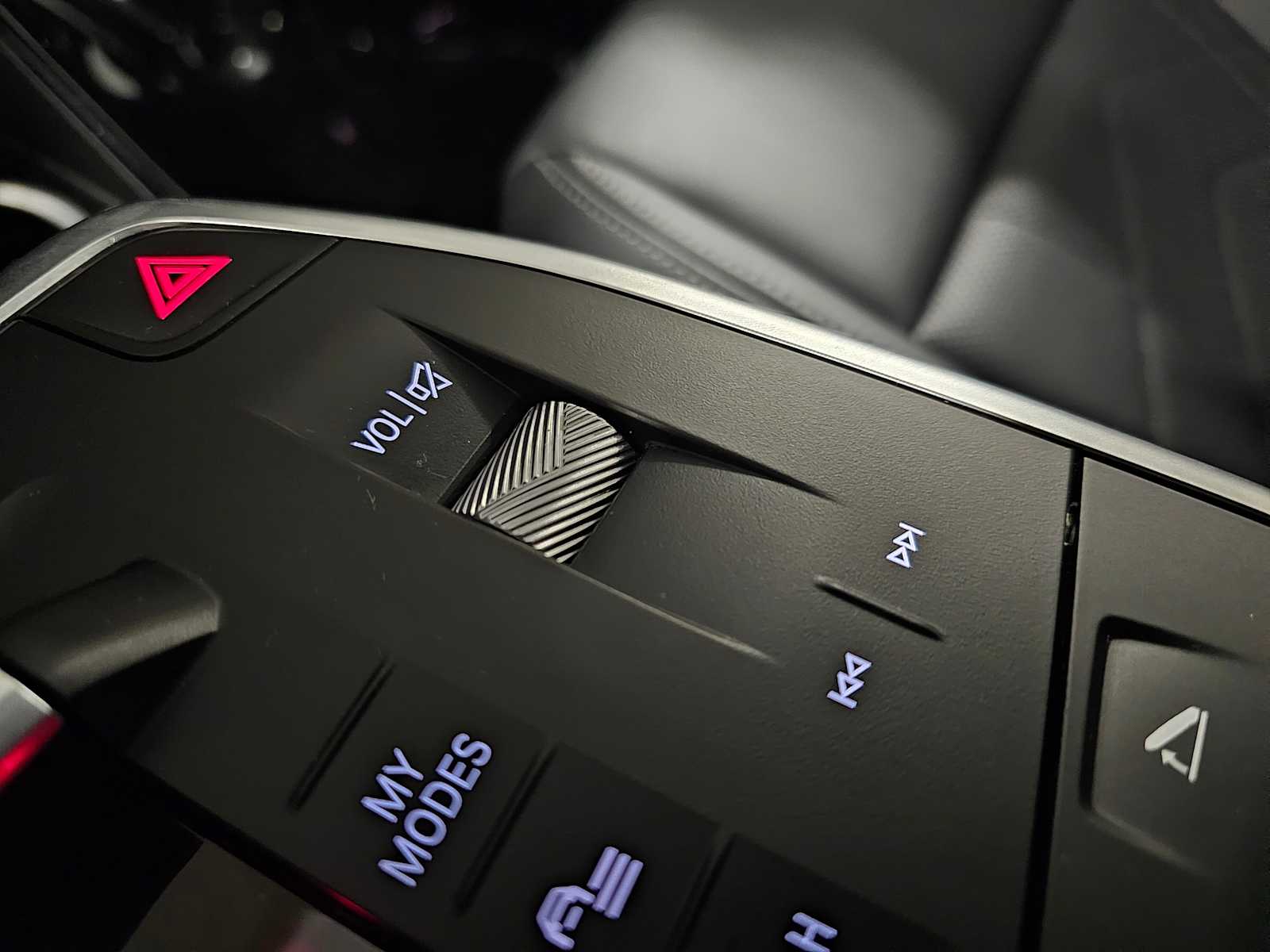 Thumbnail: 2025 BMW X1 - 22