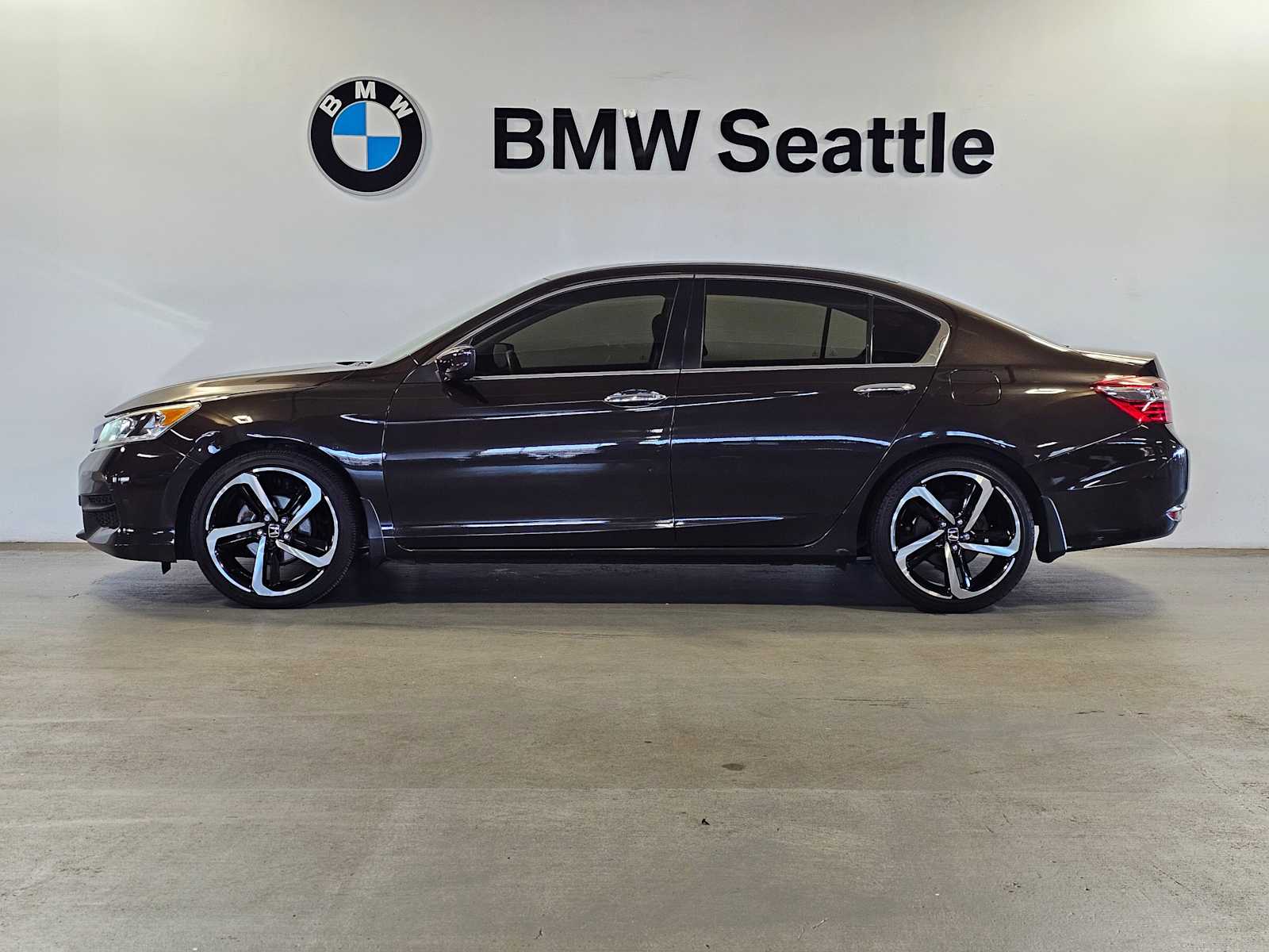 Thumbnail: 2016 Honda Accord - 3