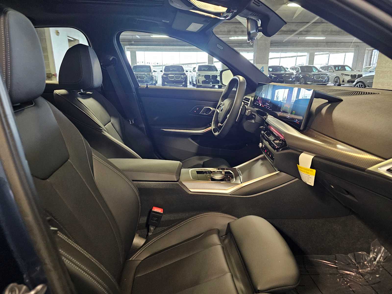 Thumbnail: 2025 BMW 3 Series - 43