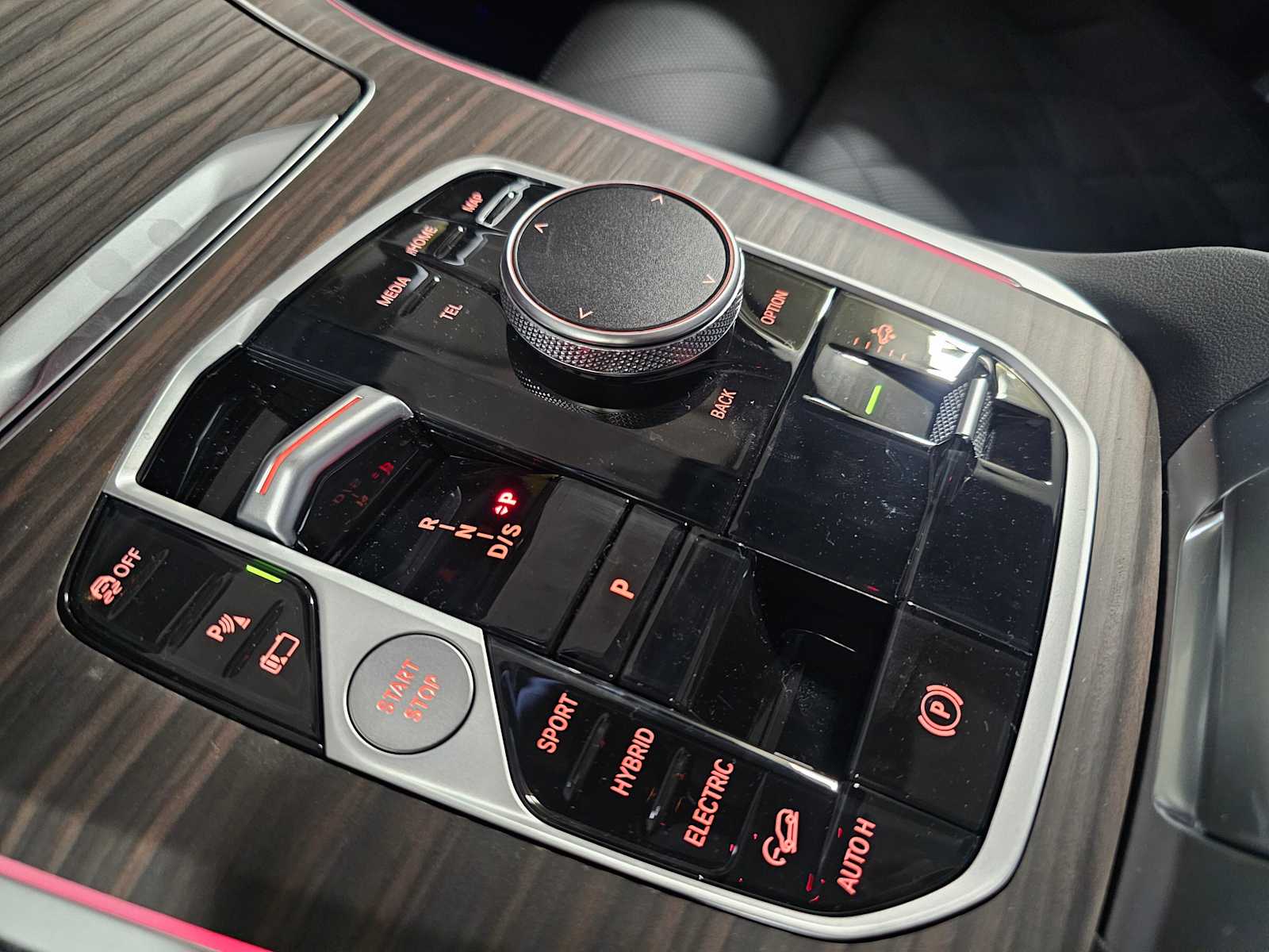 Thumbnail: 2026 BMW X5 - 21