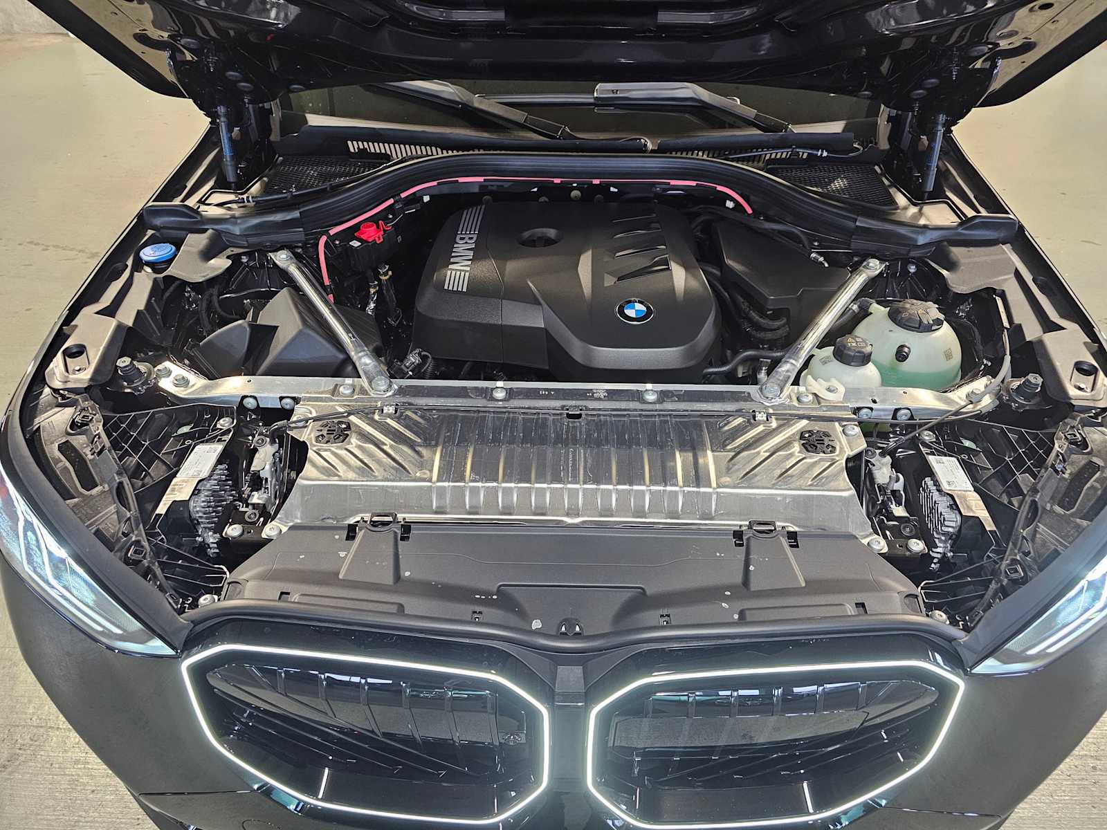Thumbnail: 2026 BMW X3 - 9