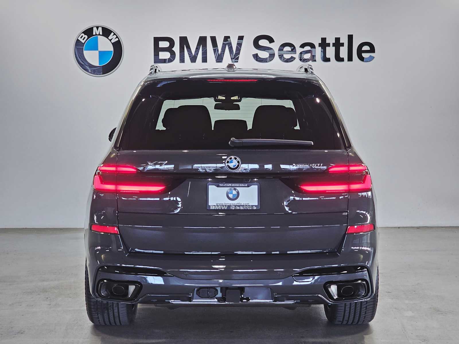 Thumbnail: 2026 BMW X7 - 5