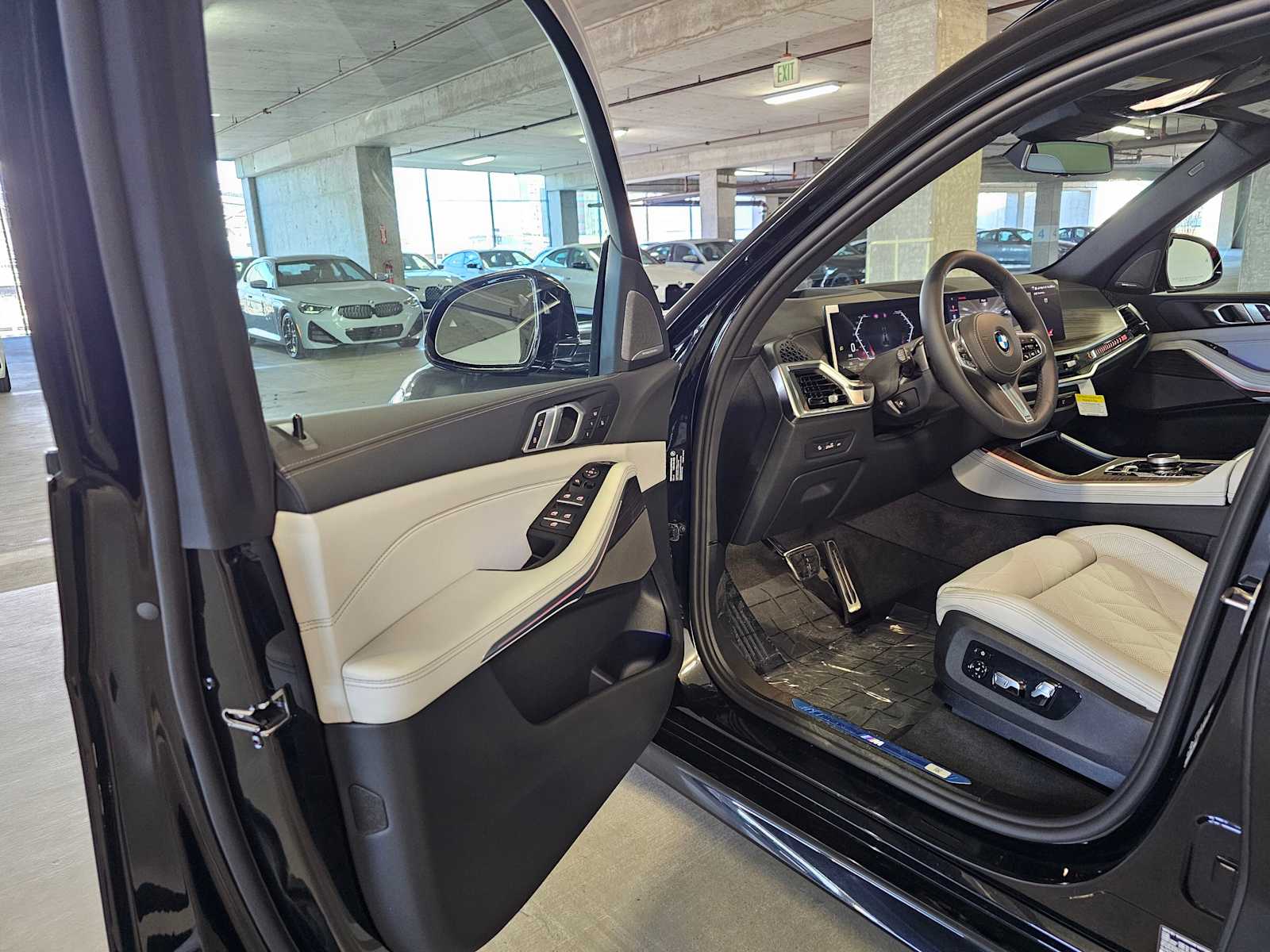 Thumbnail: 2026 BMW X5 - 31