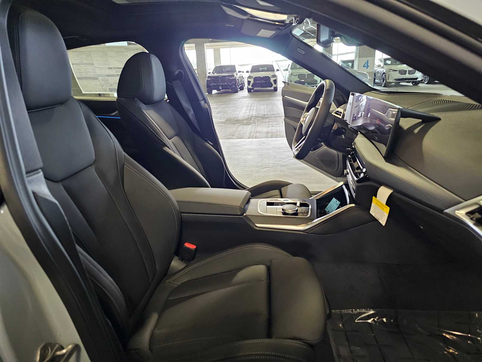 Thumbnail: 2026 BMW i4 - 40