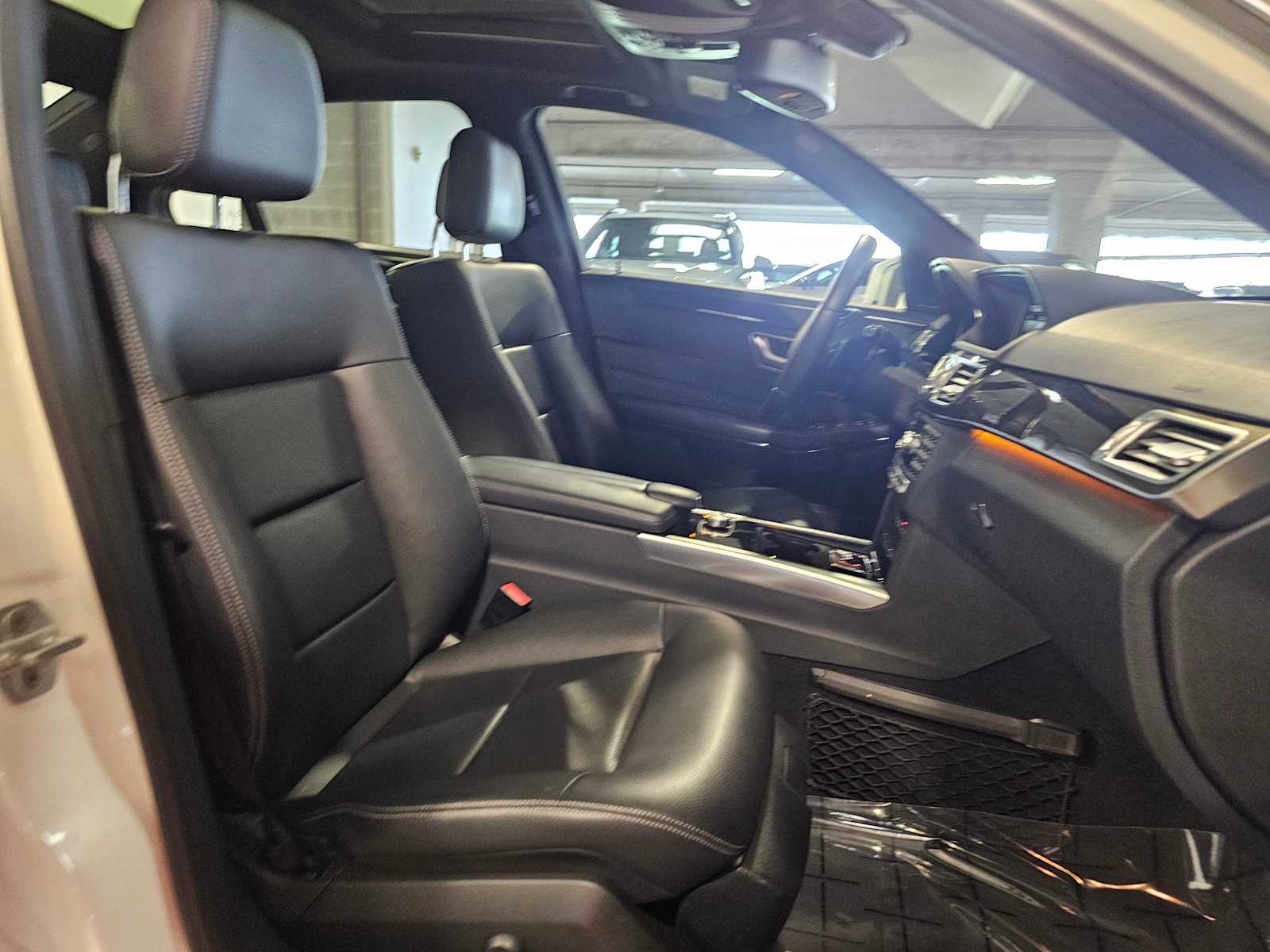 Thumbnail: 2014 Mercedes-Benz E-Class - 35