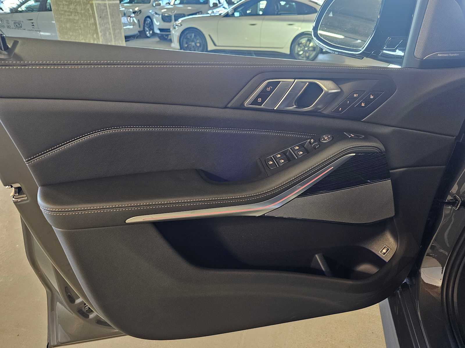 Thumbnail: 2026 BMW X5 - 32