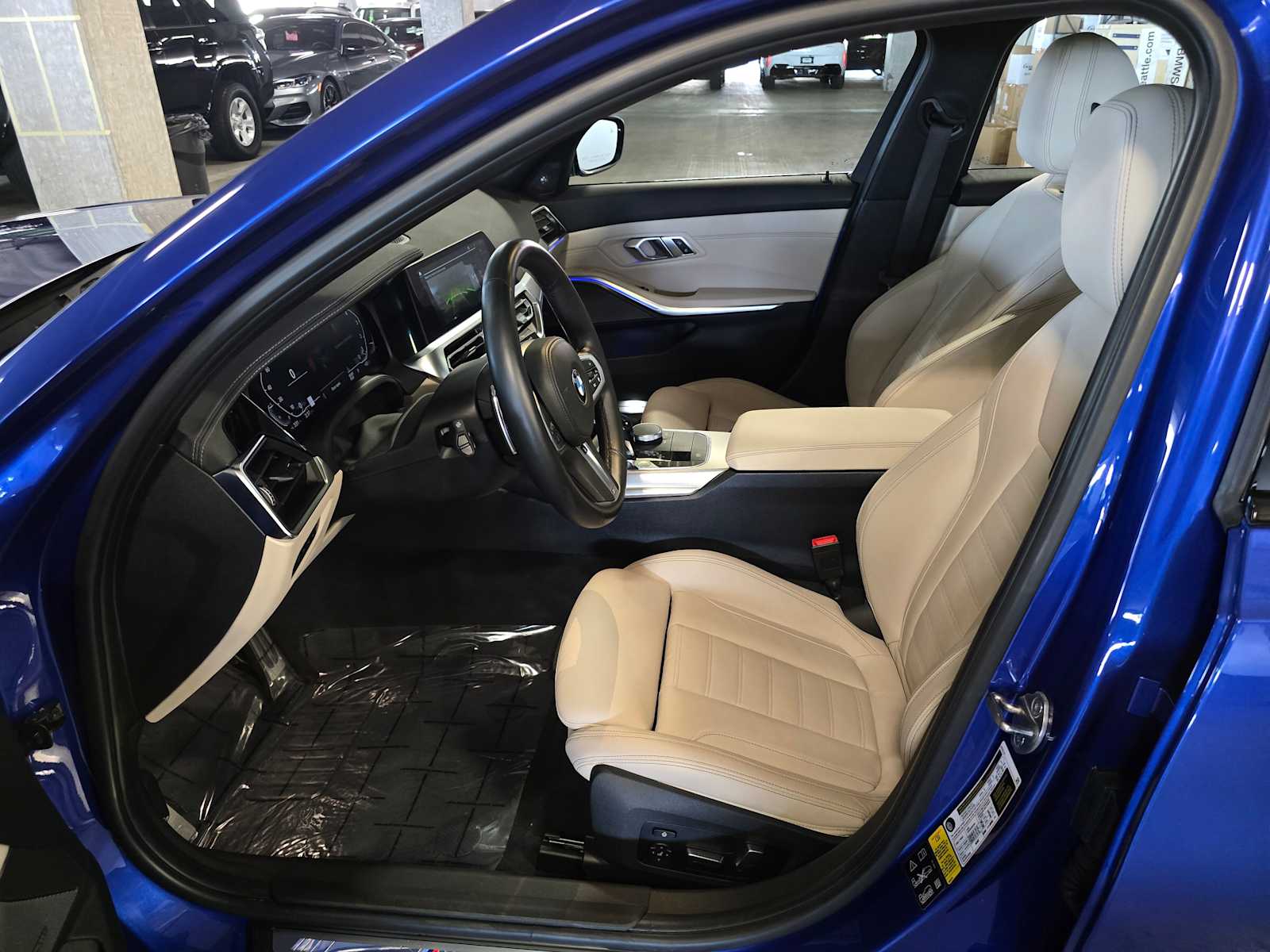 Thumbnail: 2019 BMW 3 Series - 25