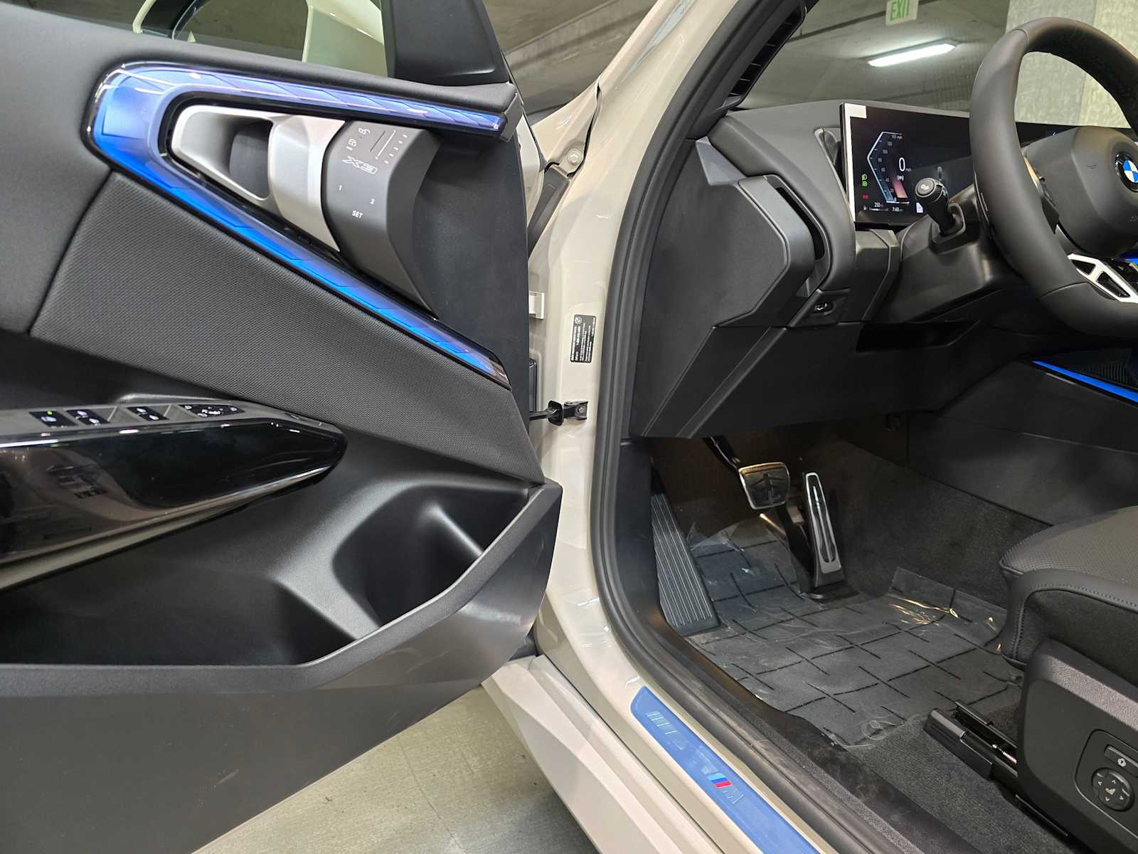 Thumbnail: 2026 BMW X3 - 22