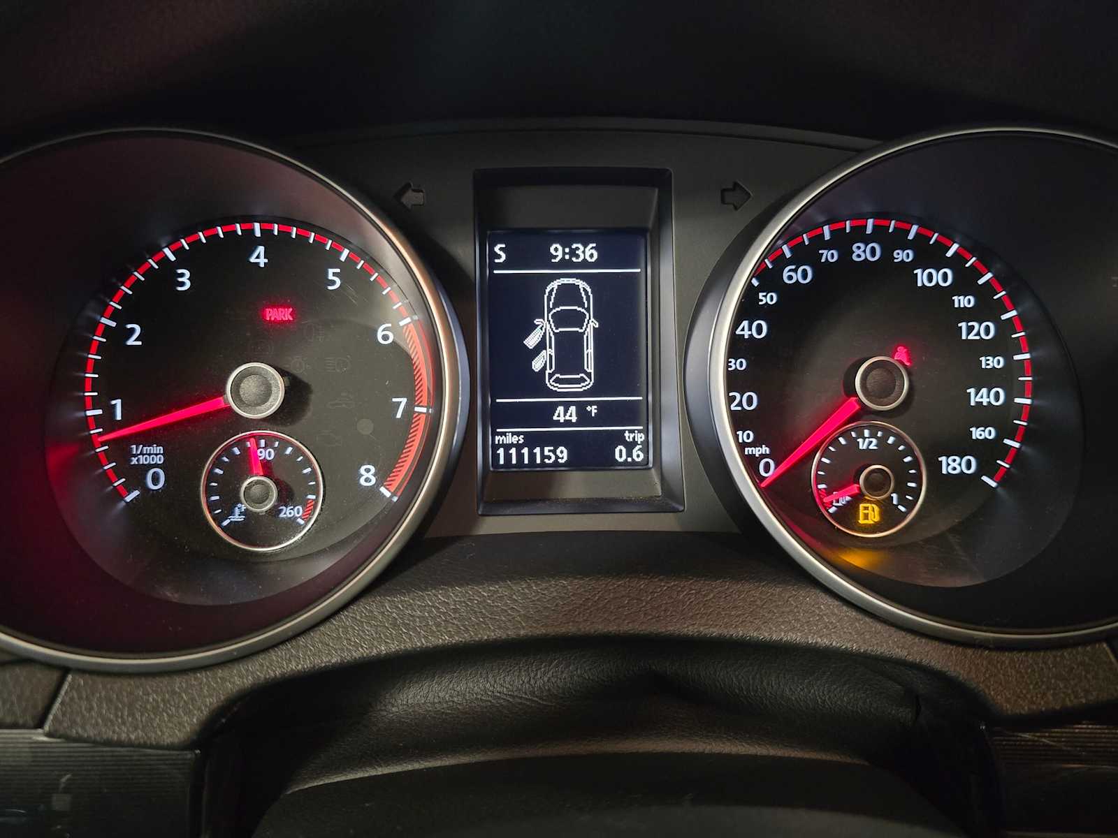 Thumbnail: 2012 Volkswagen Golf - 11