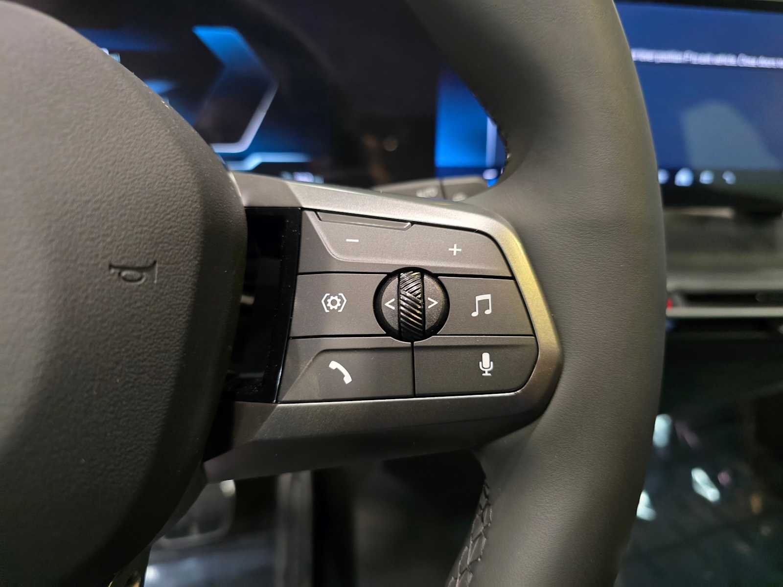 Thumbnail: 2026 BMW iX - 17