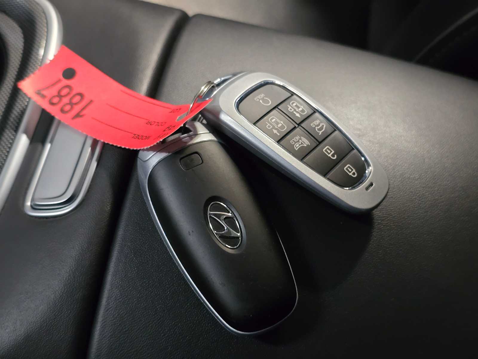 Thumbnail: 2022 Hyundai Santa Fe - 37