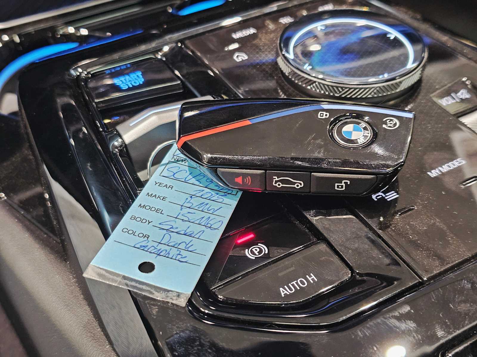 Thumbnail: 2025 BMW i5 - 30