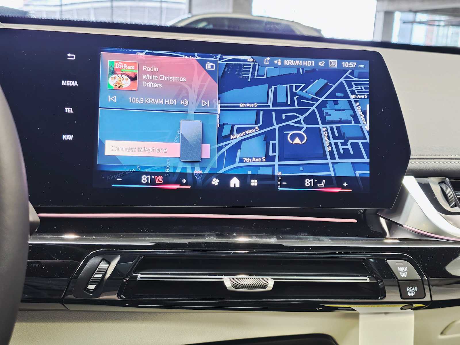 Thumbnail: 2026 BMW X1 - 16