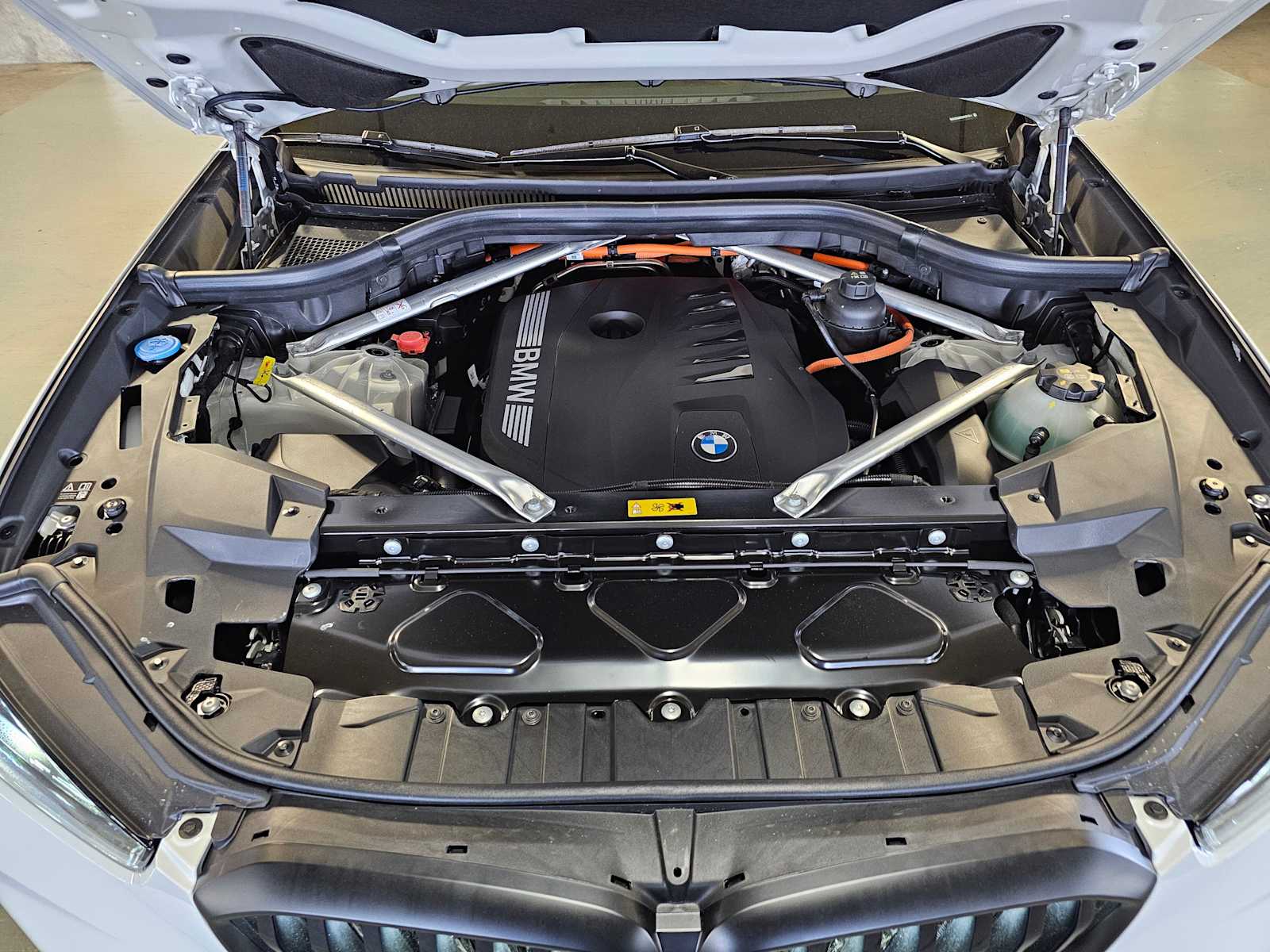 Thumbnail: 2026 BMW X5 - 9