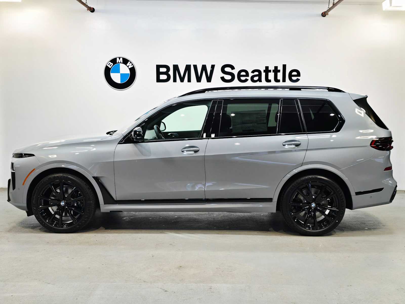 Thumbnail: 2026 BMW X7 - 3