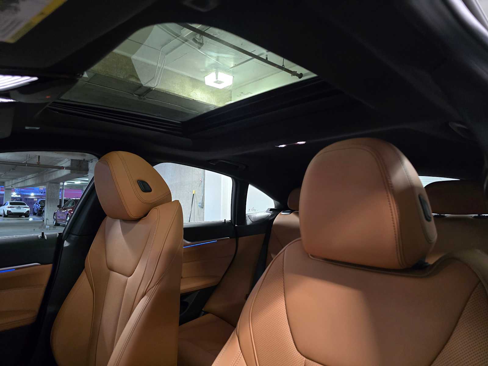 Thumbnail: 2025 BMW i4 - 23