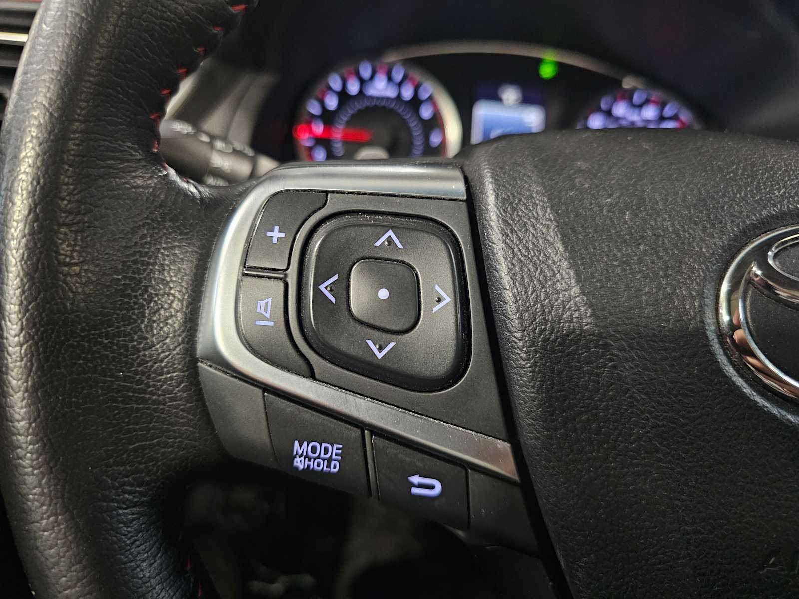 Thumbnail: 2016 Toyota Camry - 22