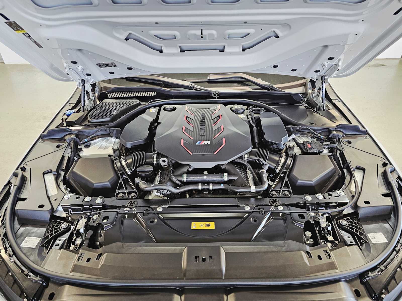 Thumbnail: 2026 BMW M5 - 9