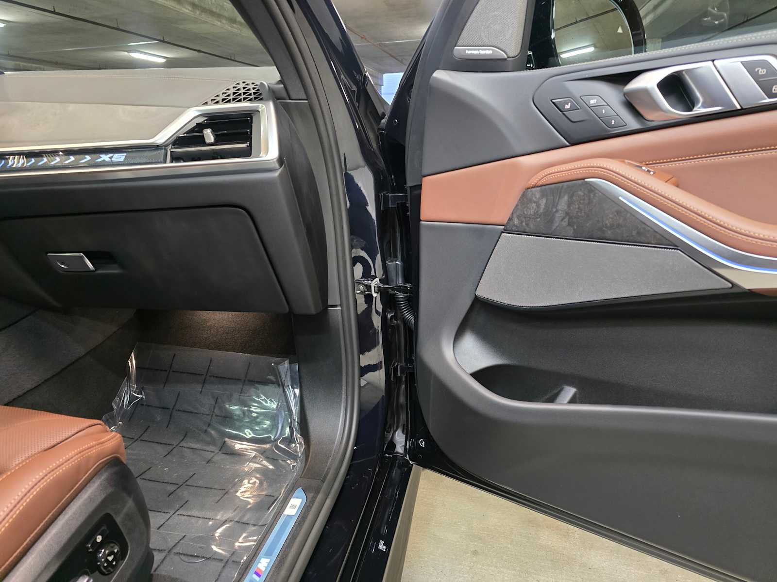 Thumbnail: 2026 BMW X5 - 30