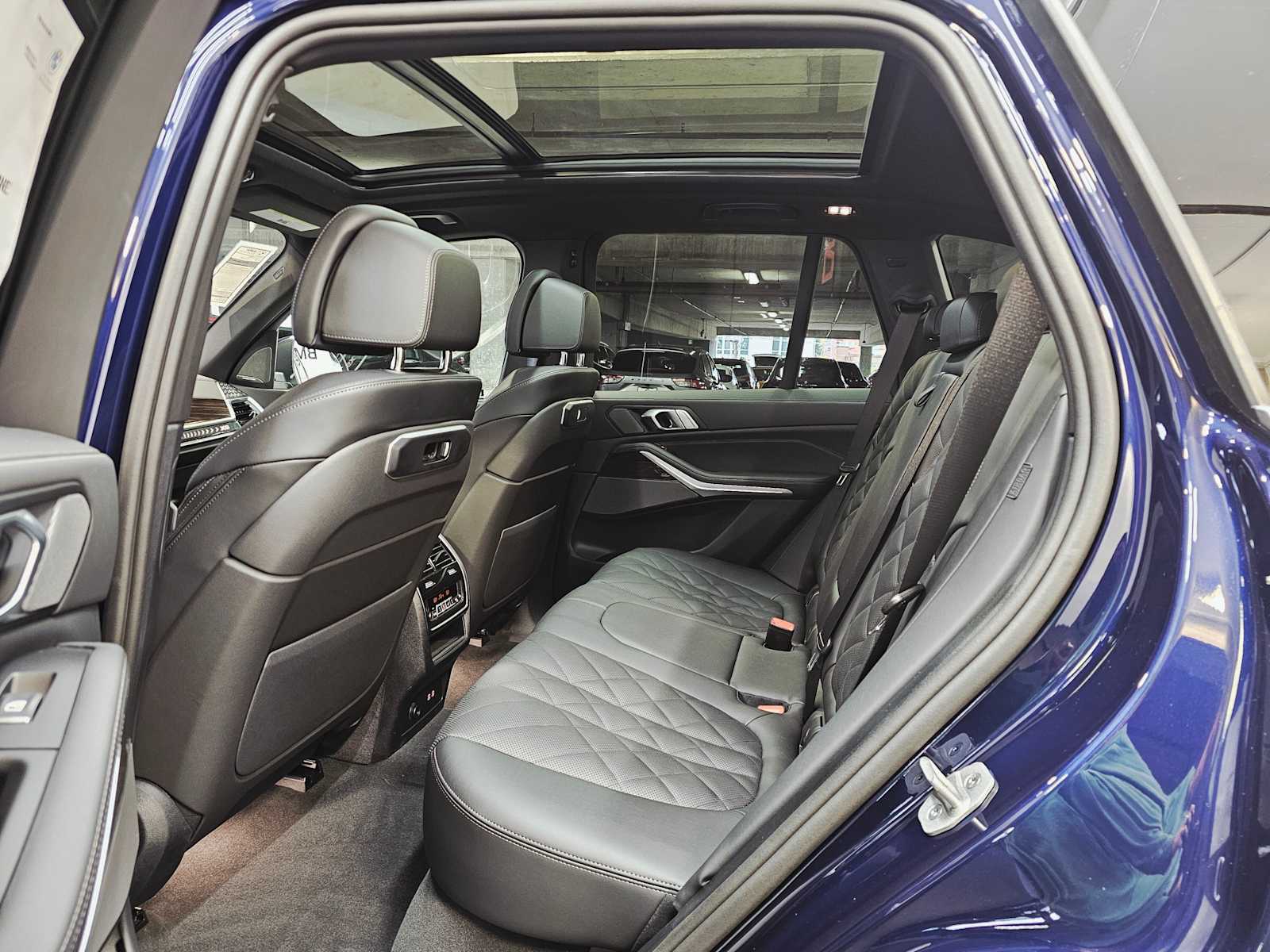 Thumbnail: 2026 BMW X5 - 25