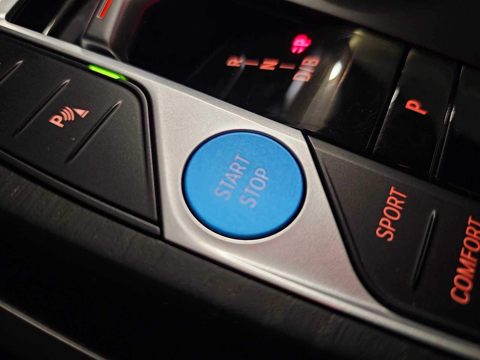 Thumbnail: 2023 BMW i4 - 27