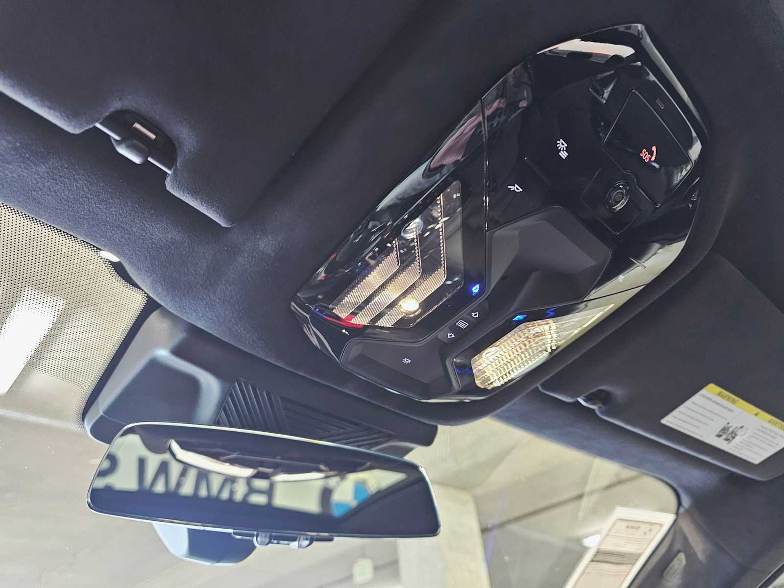Thumbnail: 2026 BMW M5 - 21