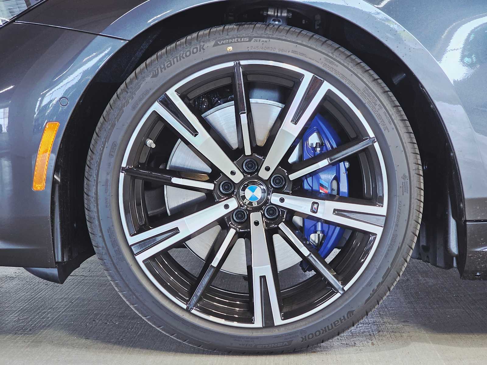 Thumbnail: 2025 BMW i5 - 8