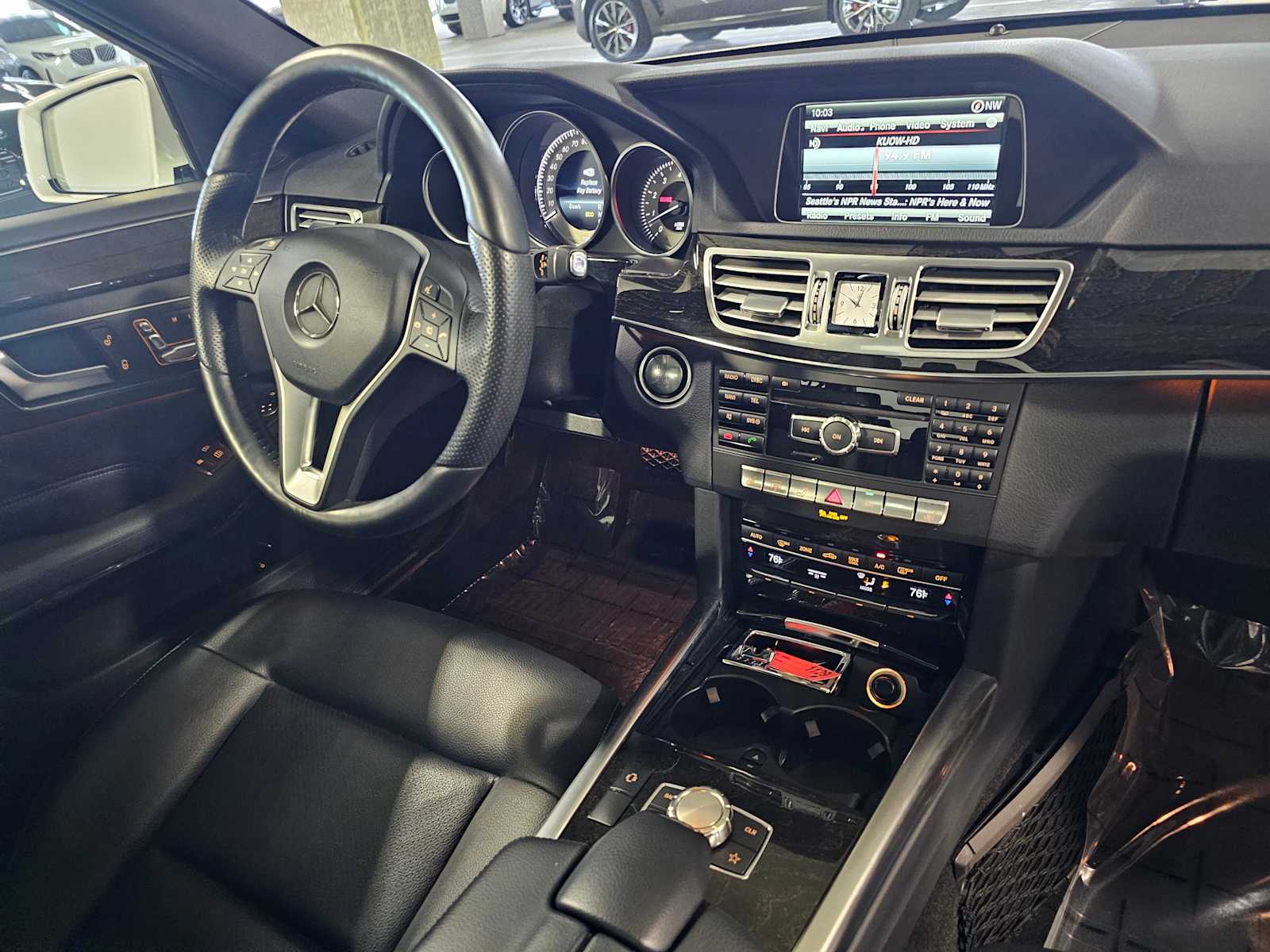 Thumbnail: 2014 Mercedes-Benz E-Class - 36
