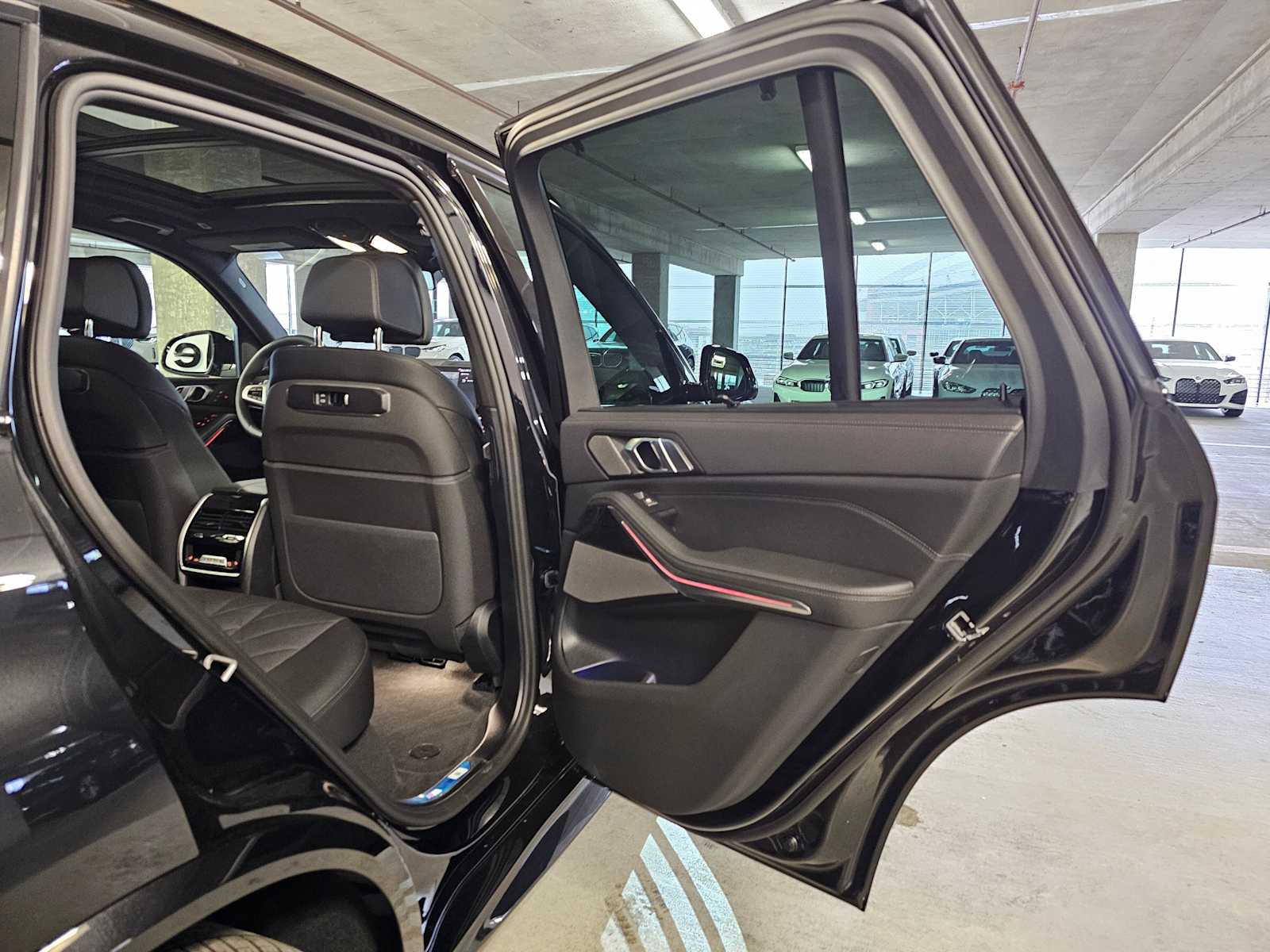 Thumbnail: 2026 BMW X5 - 29
