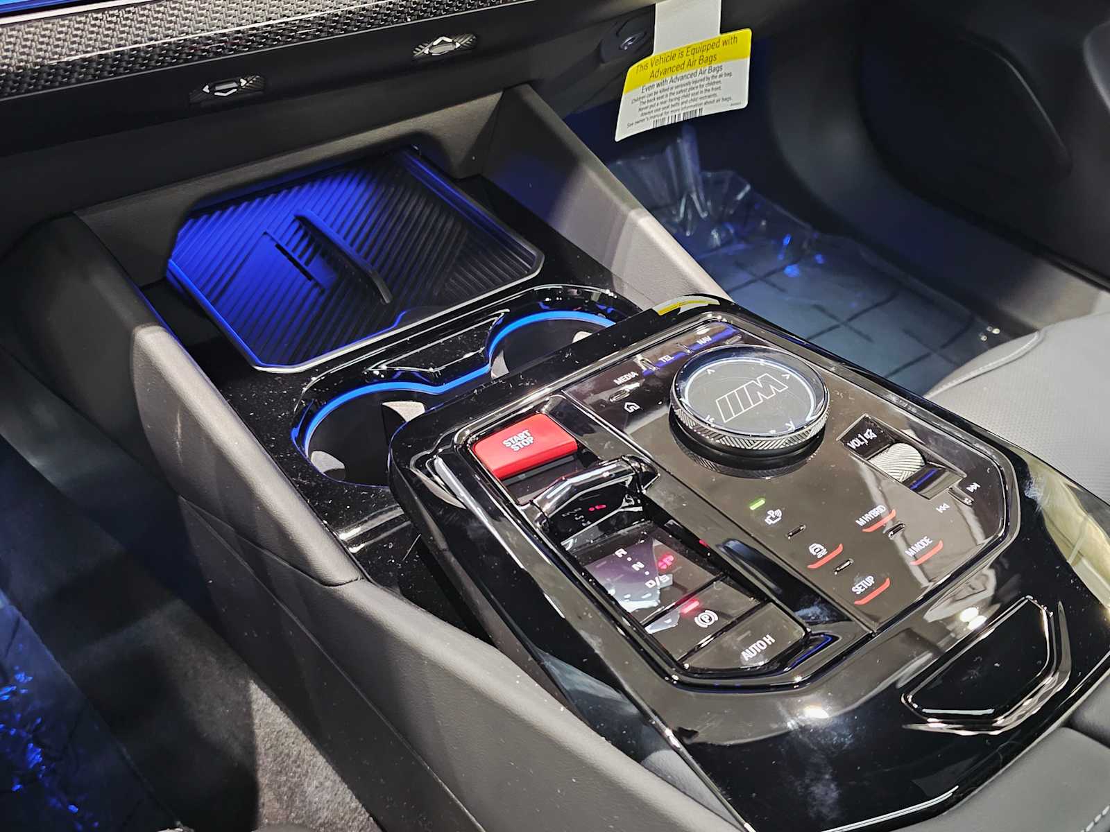 Thumbnail: 2026 BMW M5 - 17