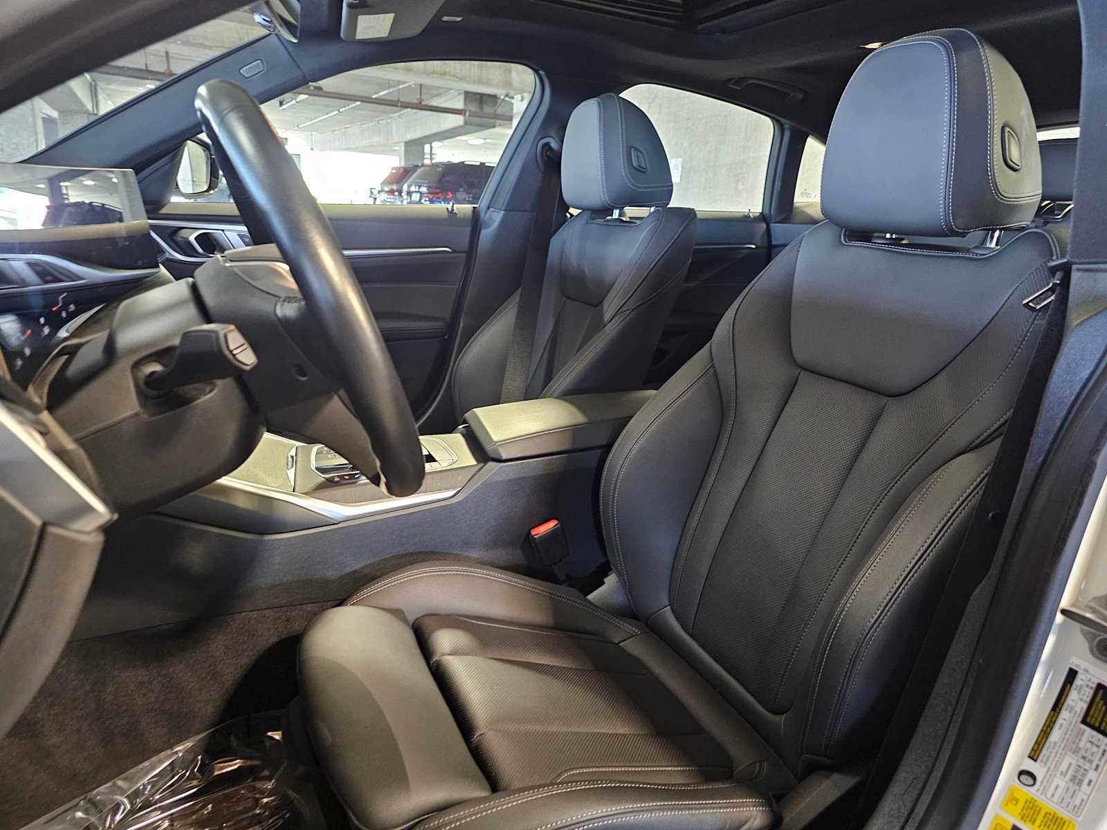 Thumbnail: 2023 BMW i4 - 30