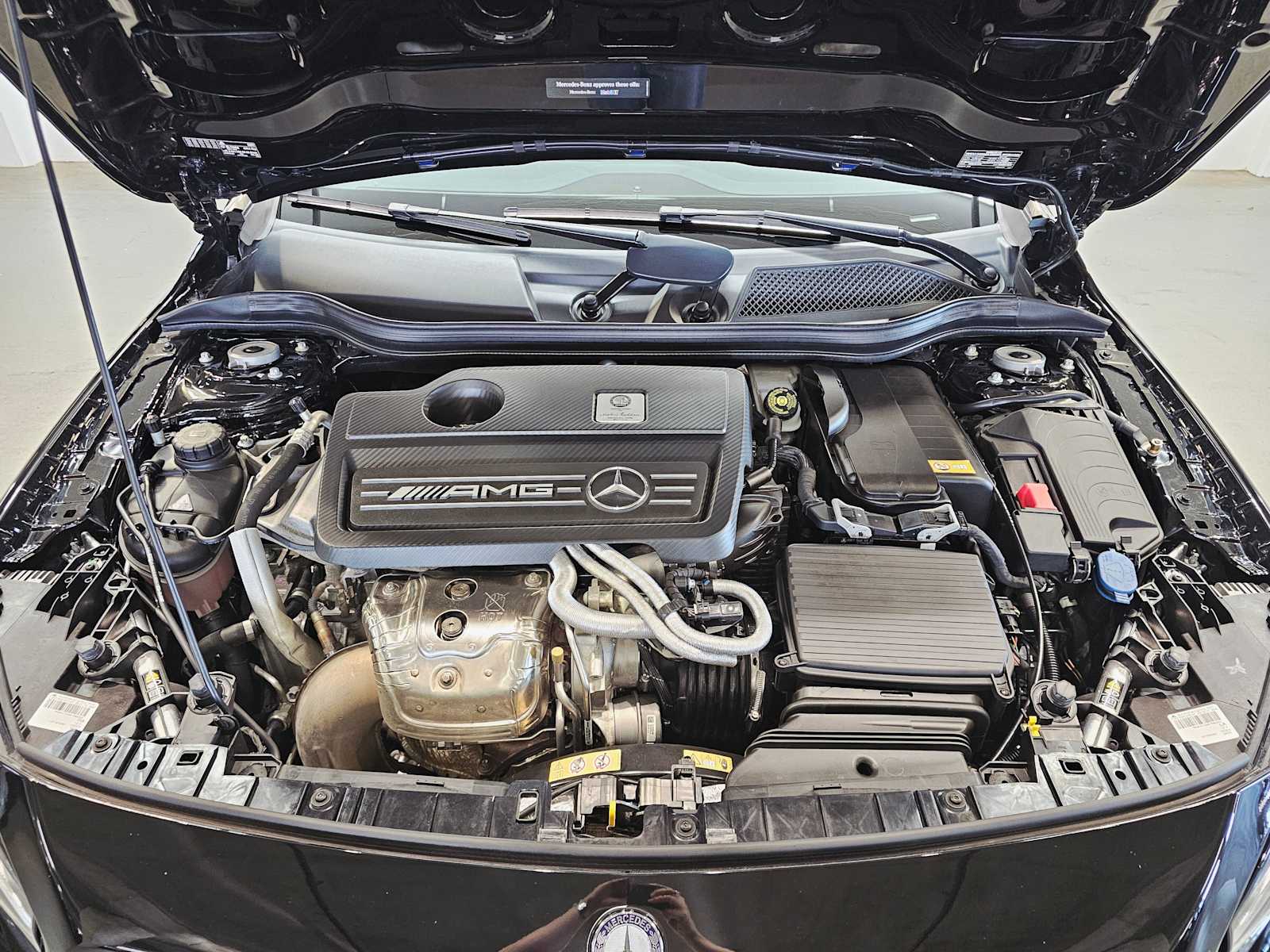 Thumbnail: 2016 Mercedes-Benz GLA - 9