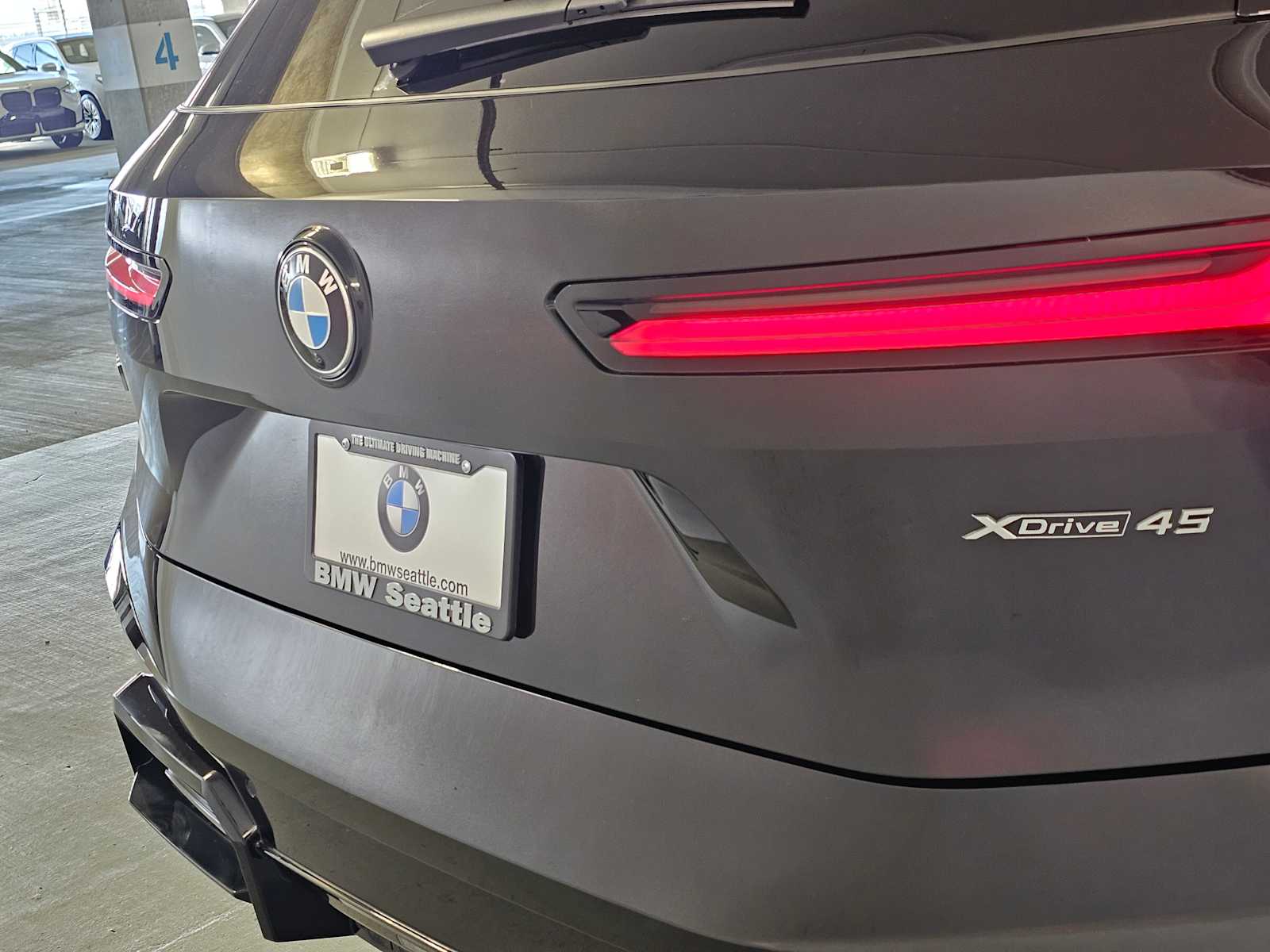 Thumbnail: 2026 BMW iX - 7