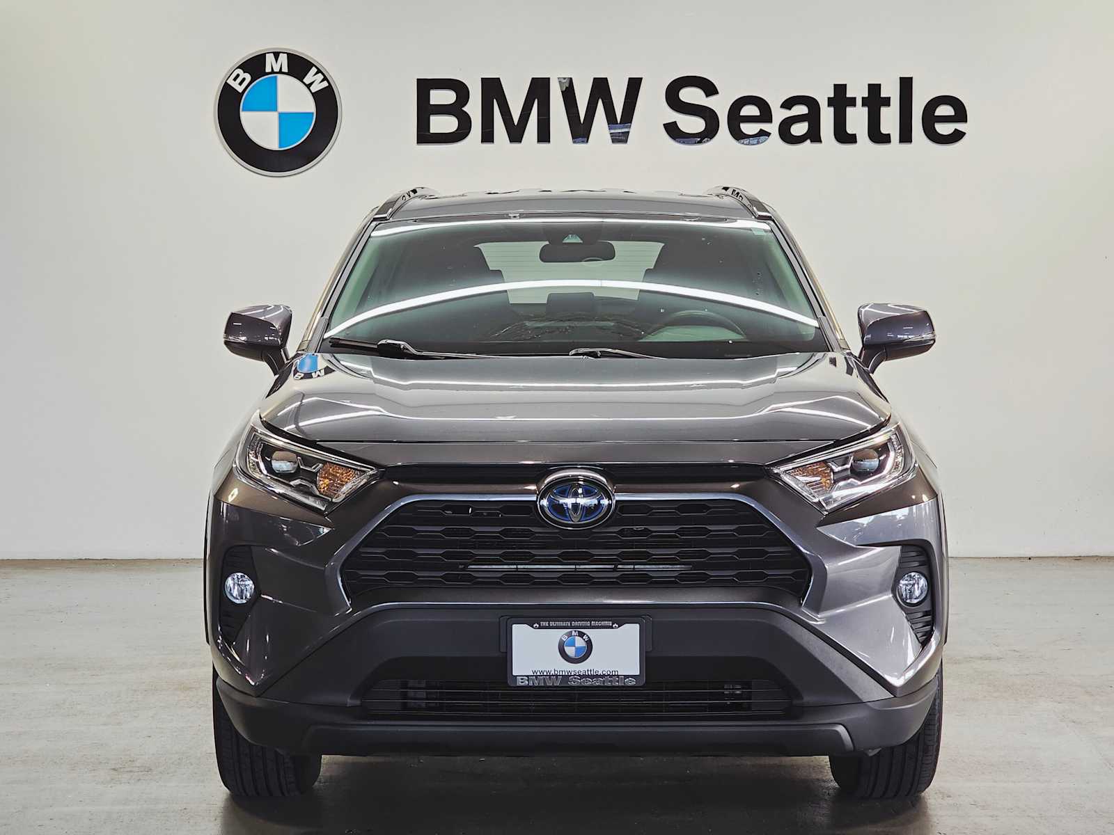 Thumbnail: 2021 Toyota RAV4 - 6